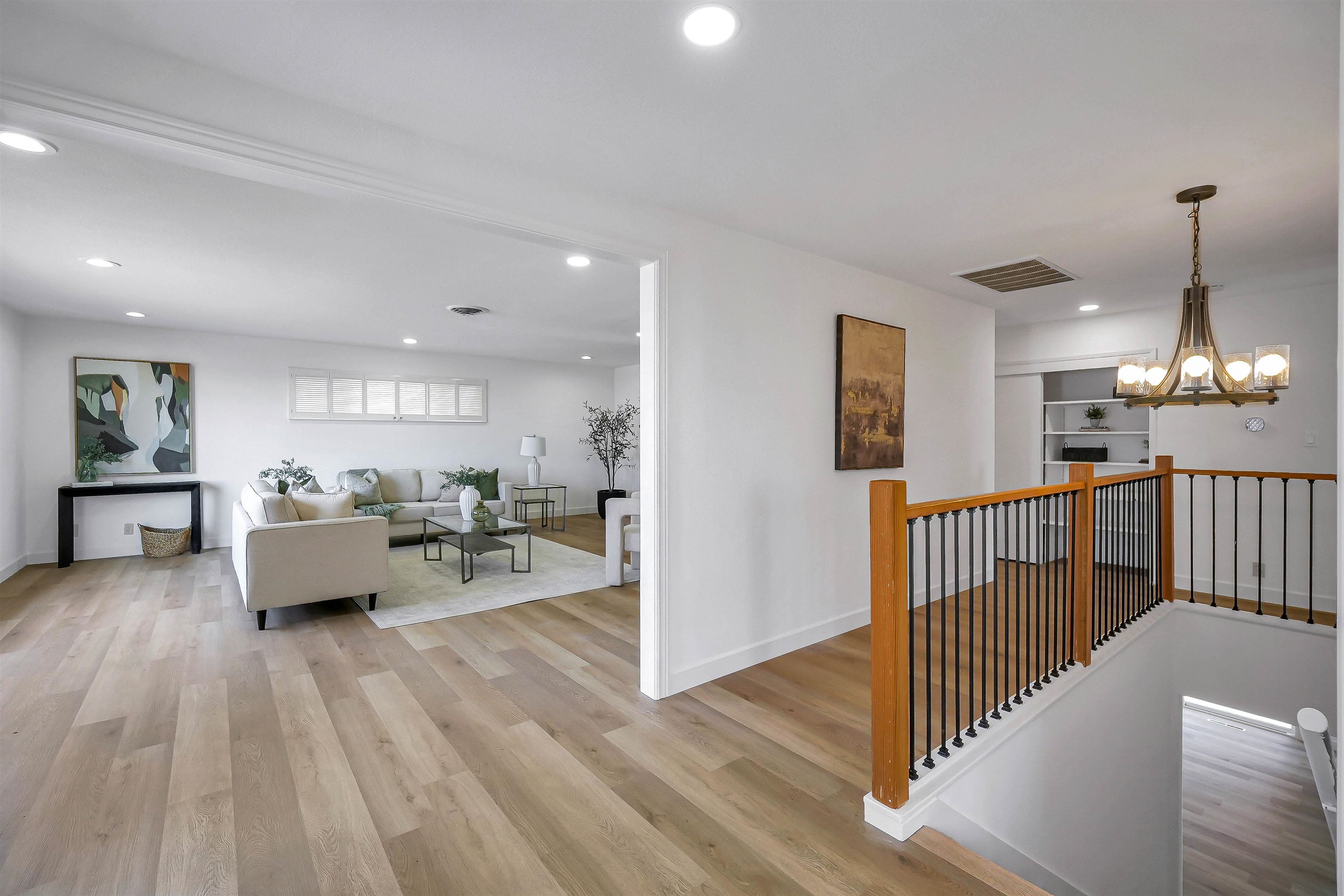 Detail Gallery Image 15 of 60 For 18286 Center St, Castro Valley,  CA 94546 - 4 Beds | 3 Baths