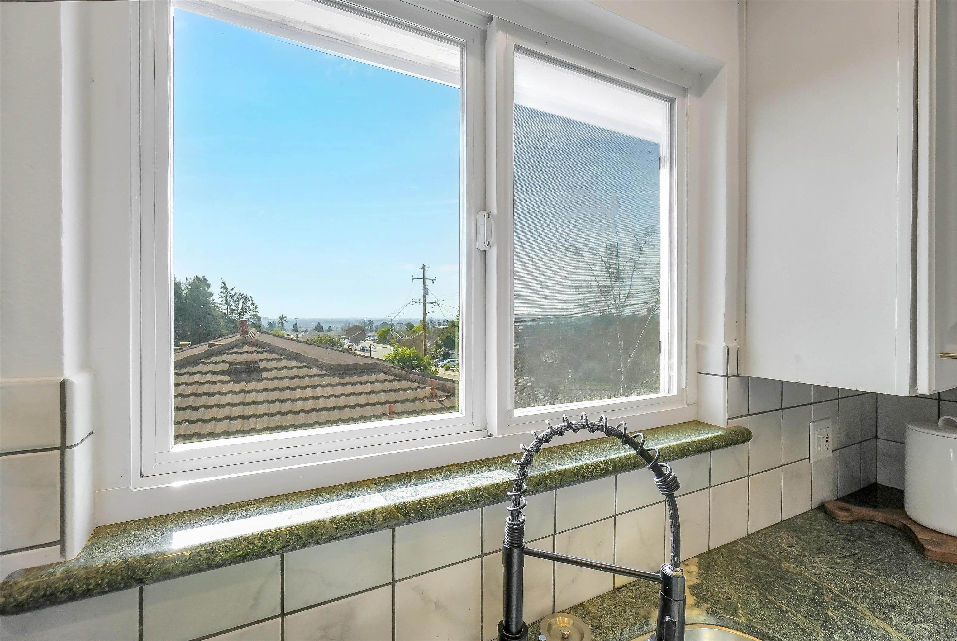 Detail Gallery Image 22 of 60 For 18286 Center St, Castro Valley,  CA 94546 - 4 Beds | 3 Baths