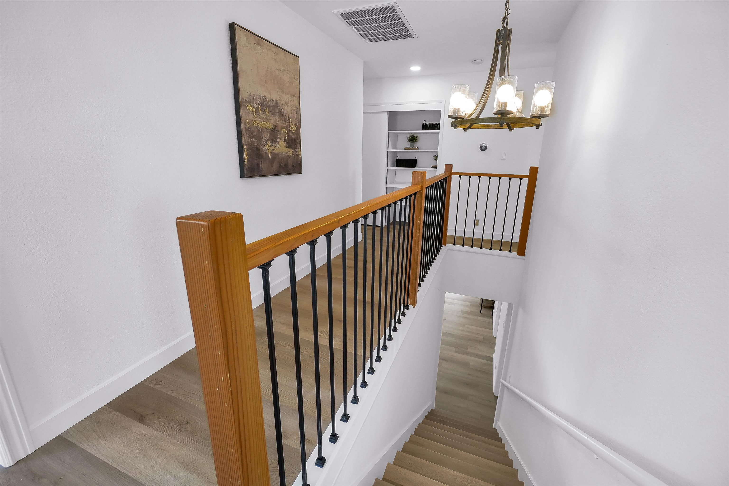 Detail Gallery Image 35 of 60 For 18286 Center St, Castro Valley,  CA 94546 - 4 Beds | 3 Baths