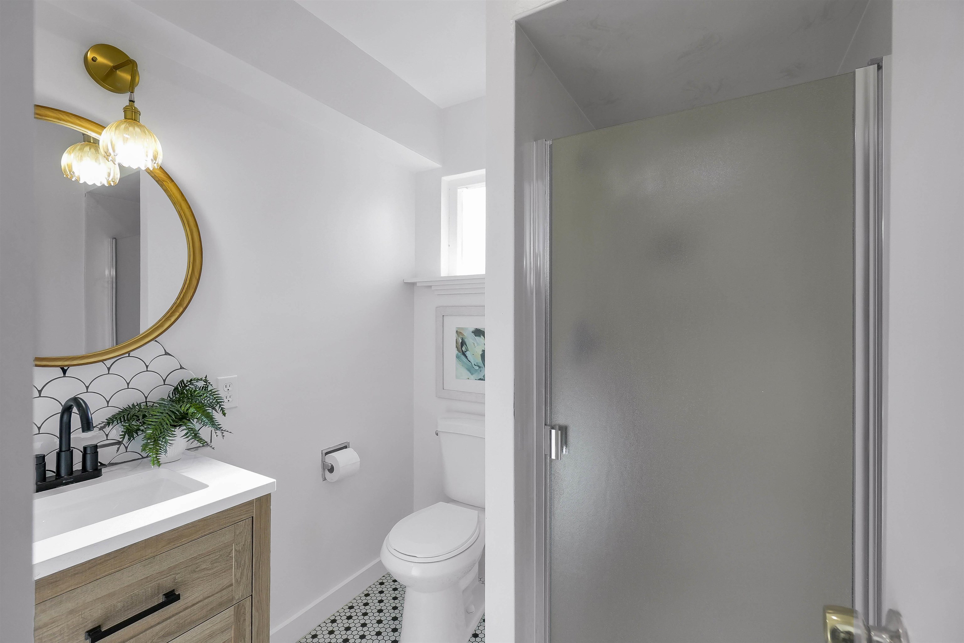 Detail Gallery Image 44 of 60 For 18286 Center St, Castro Valley,  CA 94546 - 4 Beds | 3 Baths