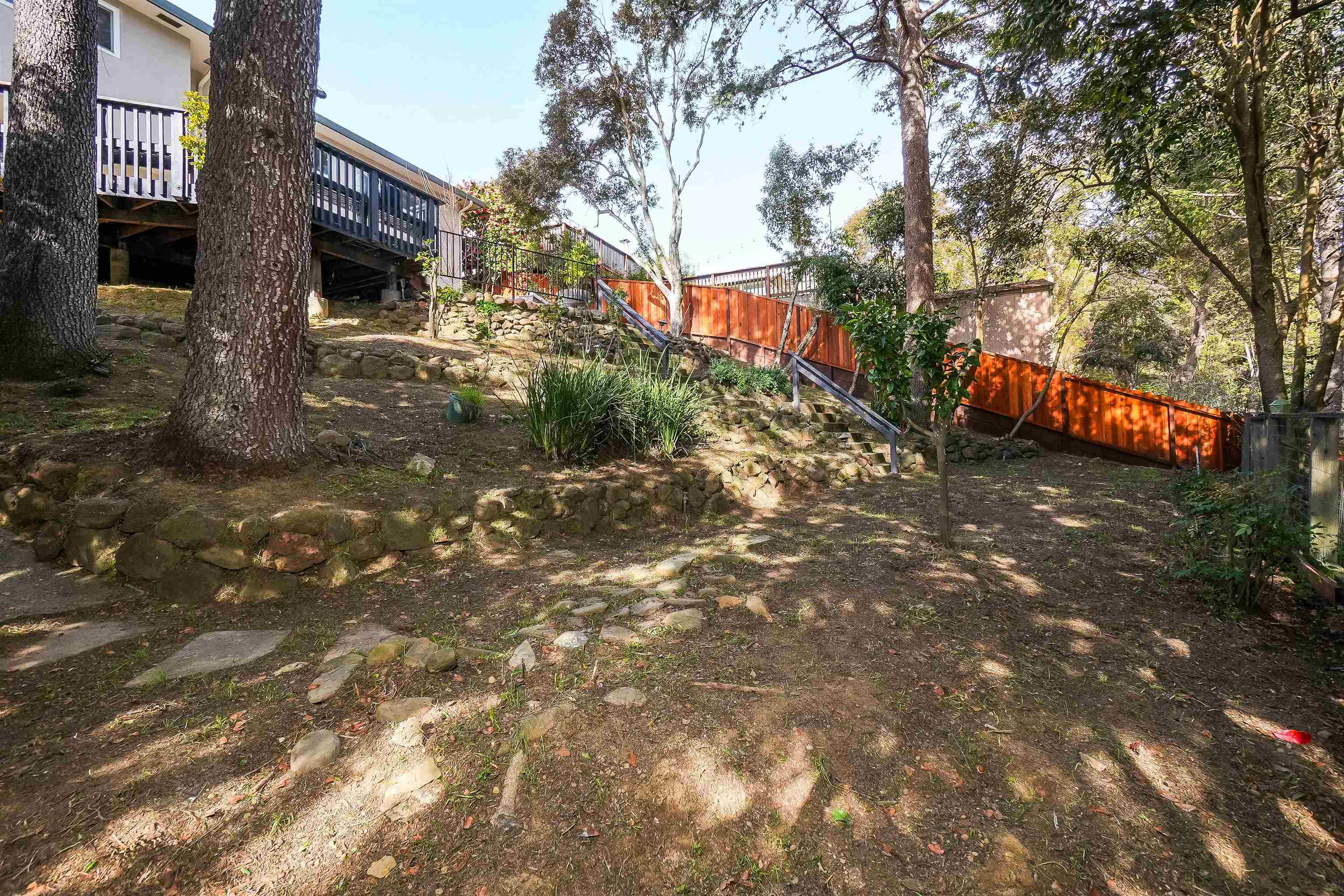 Detail Gallery Image 52 of 60 For 18286 Center St, Castro Valley,  CA 94546 - 4 Beds | 3 Baths