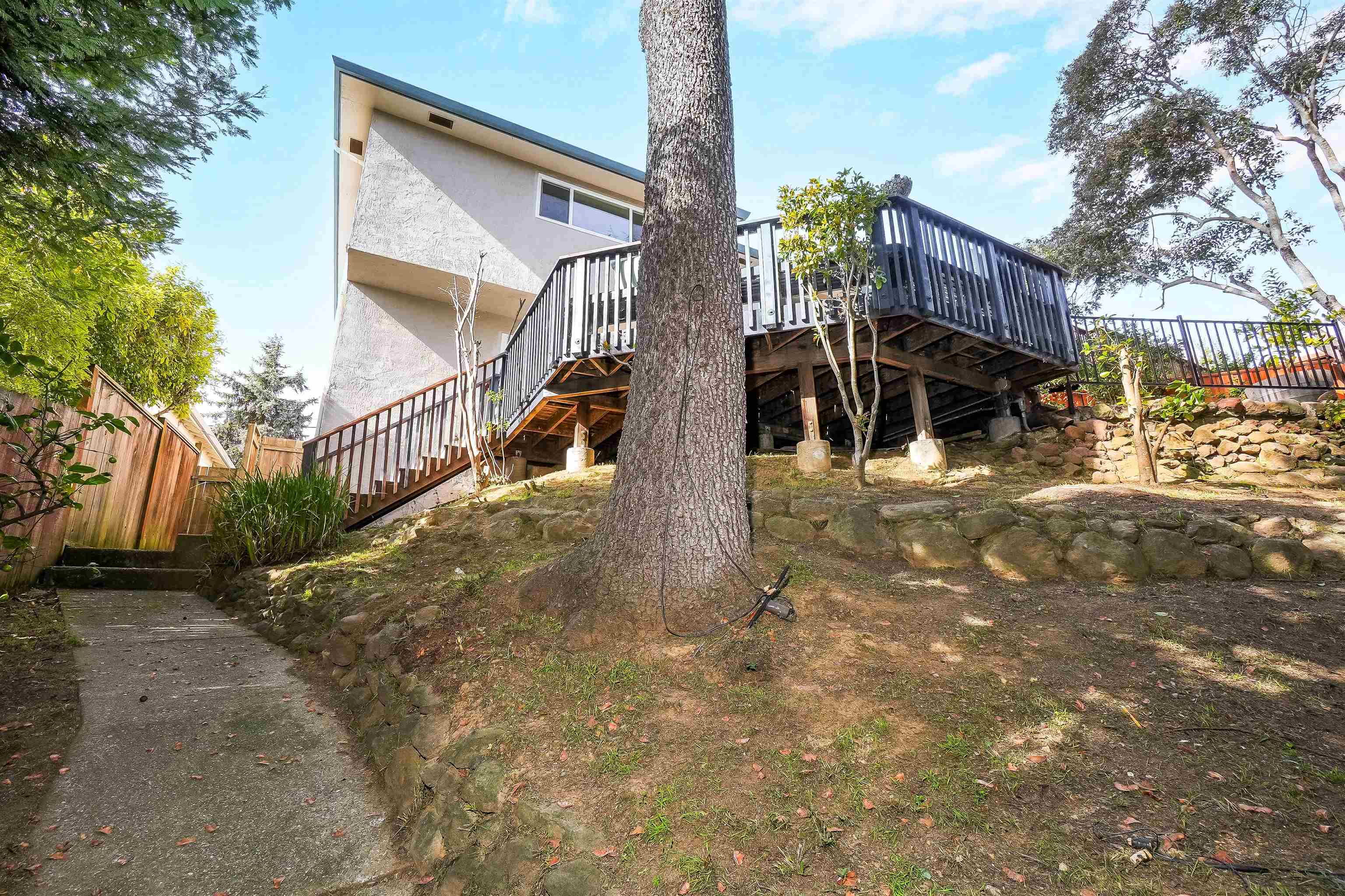 Detail Gallery Image 54 of 60 For 18286 Center St, Castro Valley,  CA 94546 - 4 Beds | 3 Baths