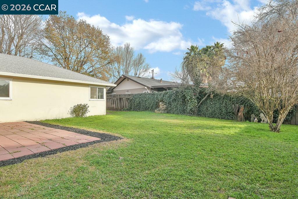 Detail Gallery Image 19 of 24 For 130 Cleopatra Dr, Pleasant Hill,  CA 94523 - 3 Beds | 1 Baths