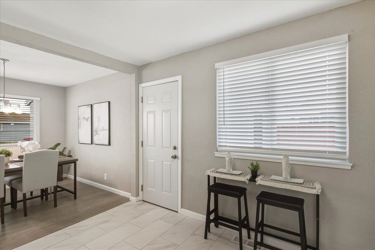 Detail Gallery Image 11 of 18 For 391 Anza Way, San Leandro,  CA 94578 - 3 Beds | 1 Baths