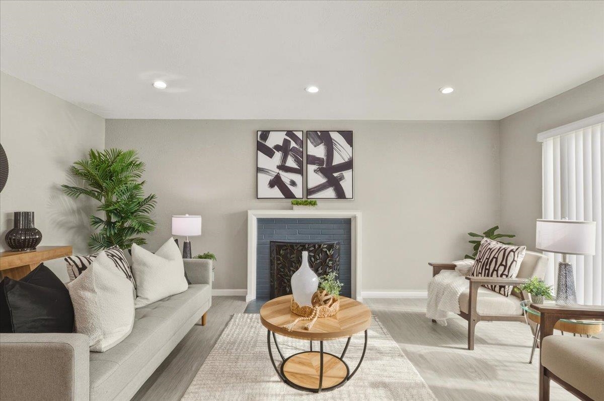 Detail Gallery Image 4 of 18 For 391 Anza Way, San Leandro,  CA 94578 - 3 Beds | 1 Baths