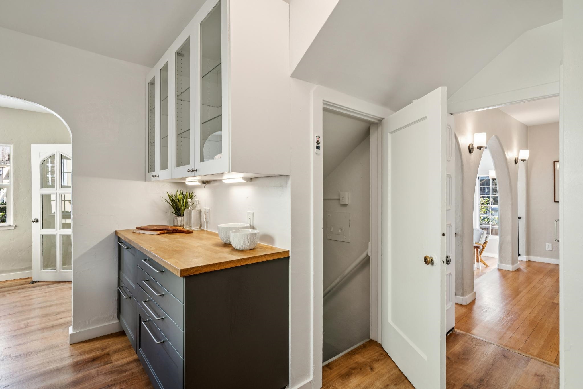 Detail Gallery Image 17 of 55 For 2621 Kingsland Ave, Oakland,  CA 94619 - 3 Beds | 2 Baths