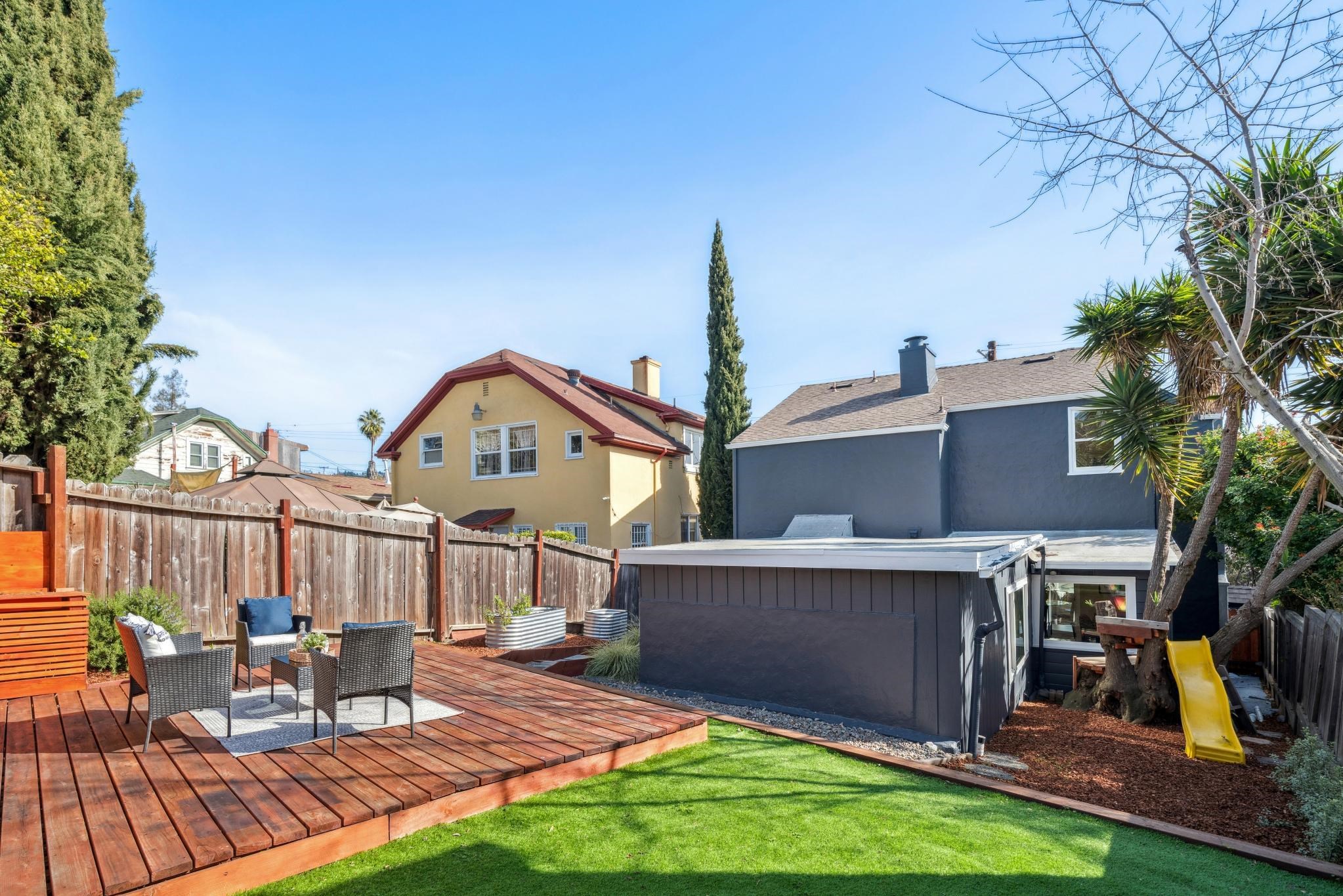 Detail Gallery Image 40 of 55 For 2621 Kingsland Ave, Oakland,  CA 94619 - 3 Beds | 2 Baths