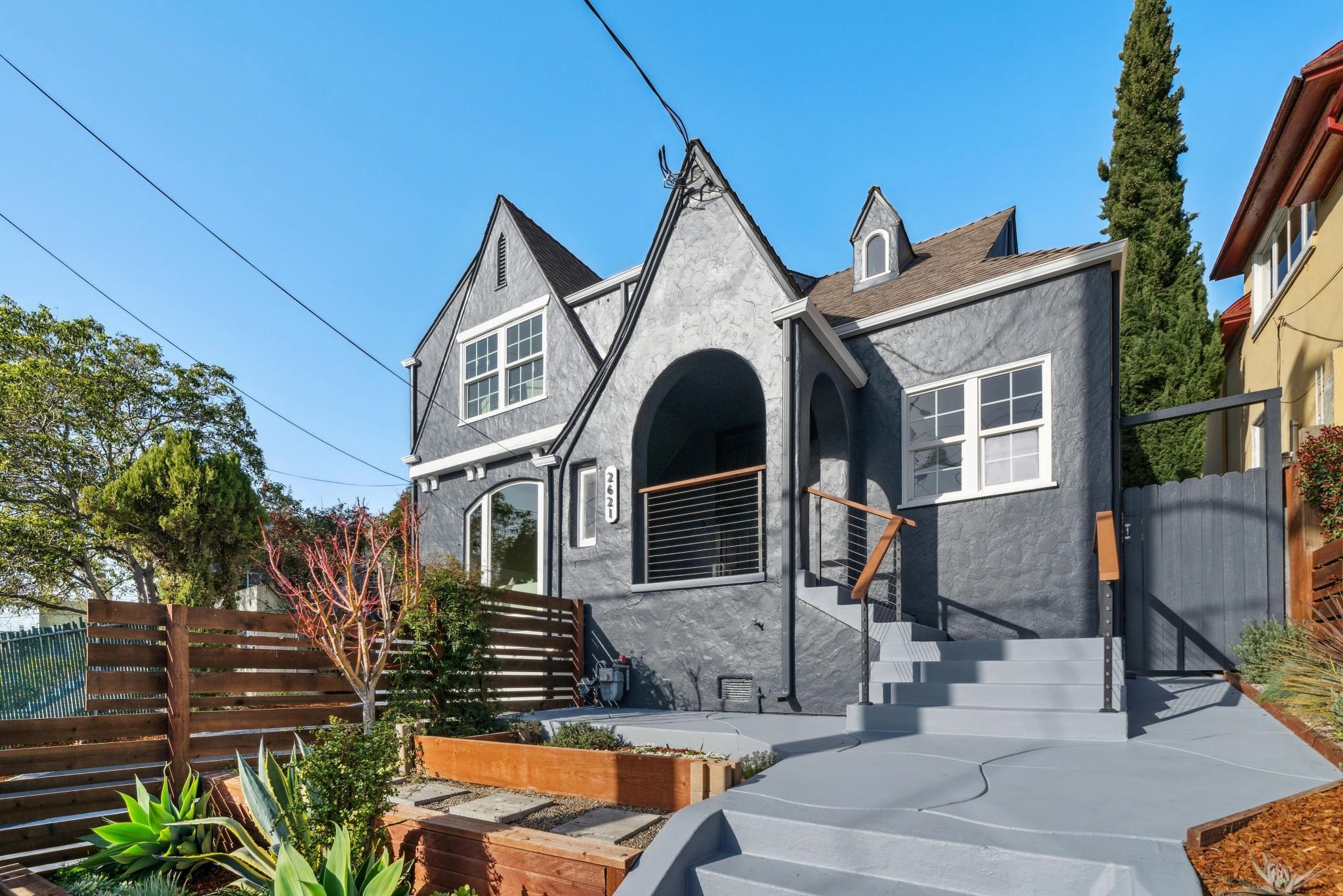 Detail Gallery Image 45 of 55 For 2621 Kingsland Ave, Oakland,  CA 94619 - 3 Beds | 2 Baths