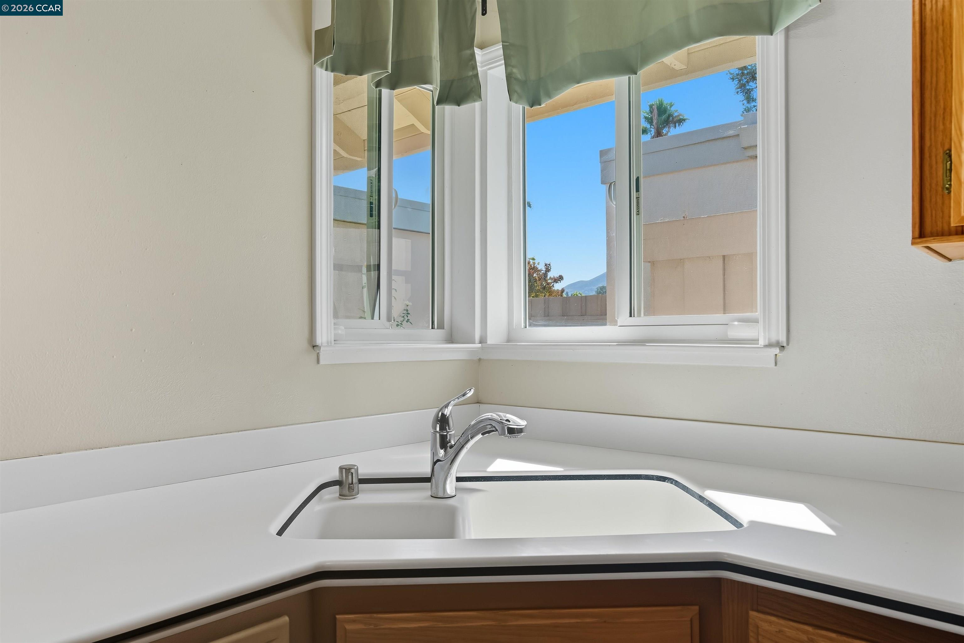 Detail Gallery Image 12 of 34 For 23 Mt Wilson Way, Clayton,  CA 94517-1642 - 2 Beds | 2 Baths