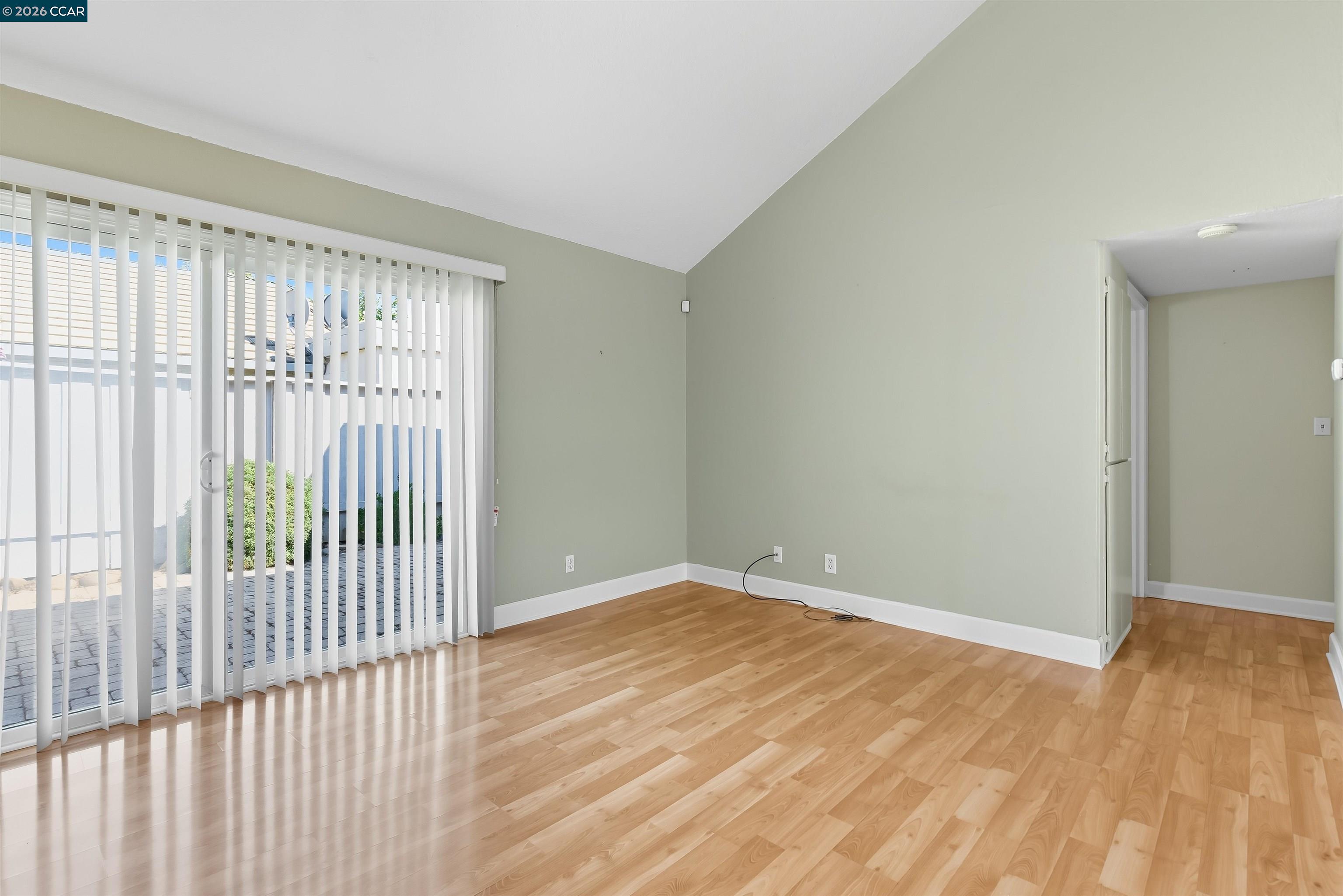 Detail Gallery Image 5 of 34 For 23 Mt Wilson Way, Clayton,  CA 94517-1642 - 2 Beds | 2 Baths