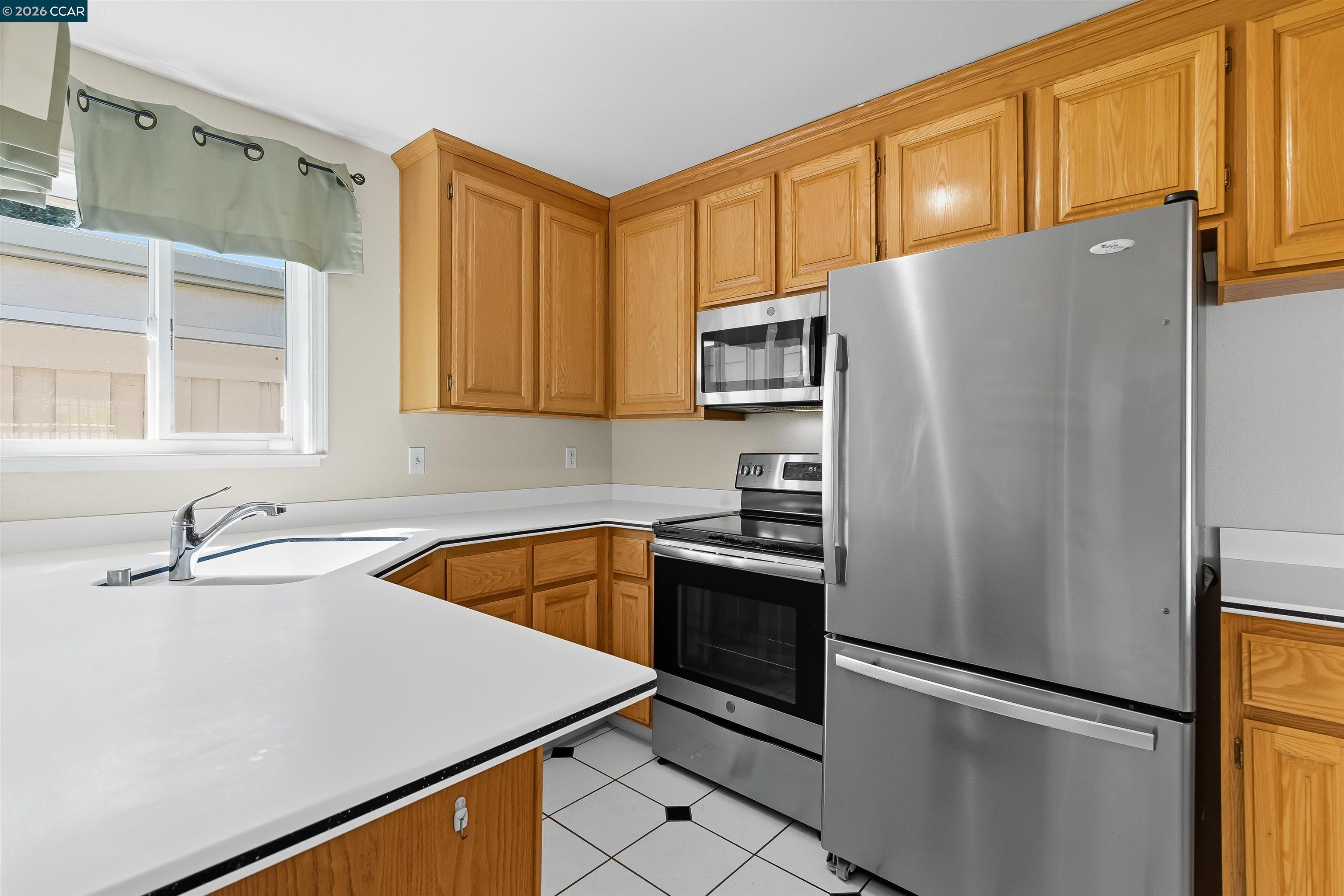 Detail Gallery Image 10 of 34 For 23 Mt Wilson Way, Clayton,  CA 94517-1642 - 2 Beds | 2 Baths