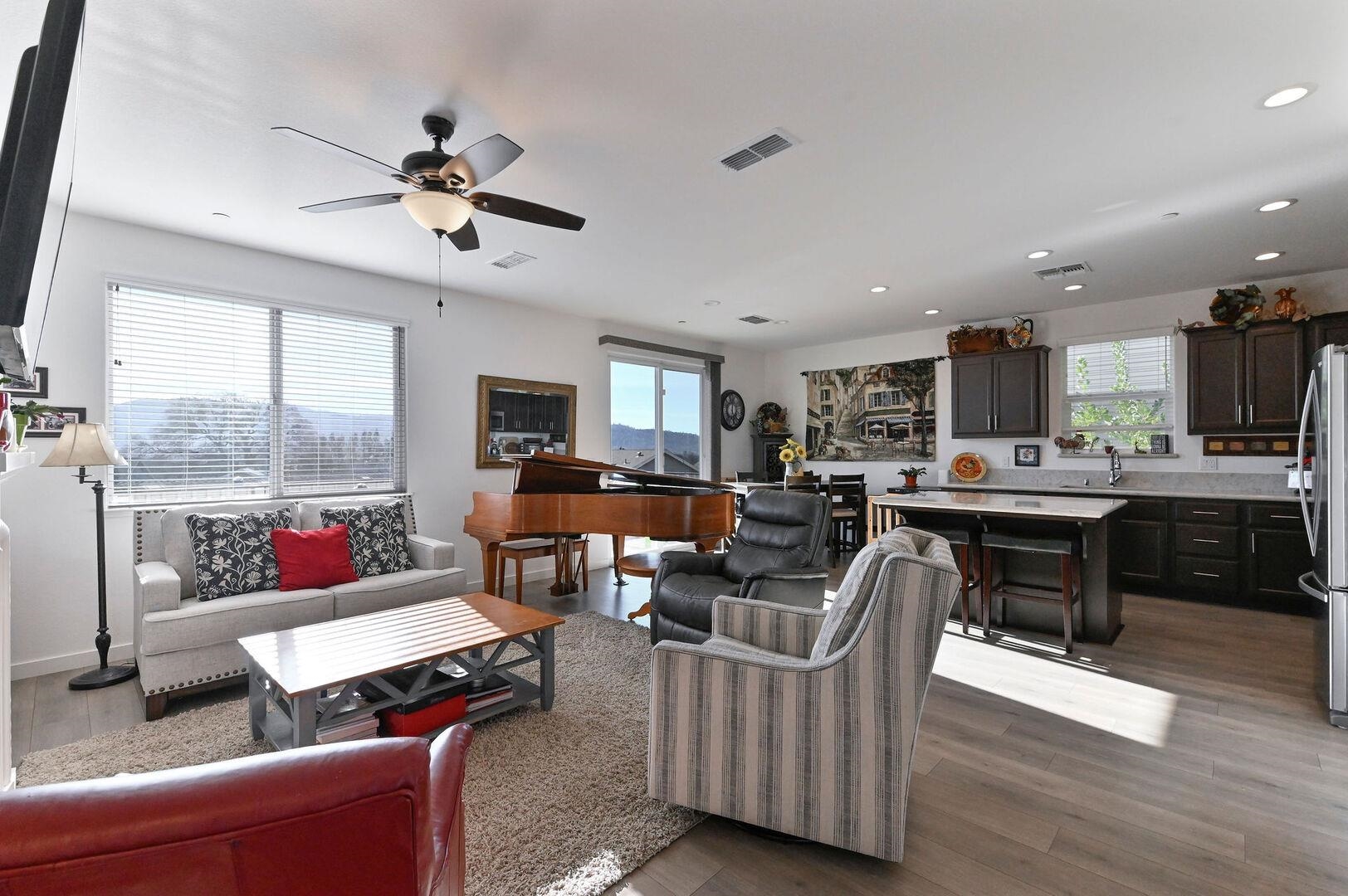 Detail Gallery Image 29 of 58 For 521 Spyglass Cir, Angels Camp,  CA 95222 - 3 Beds | 2 Baths