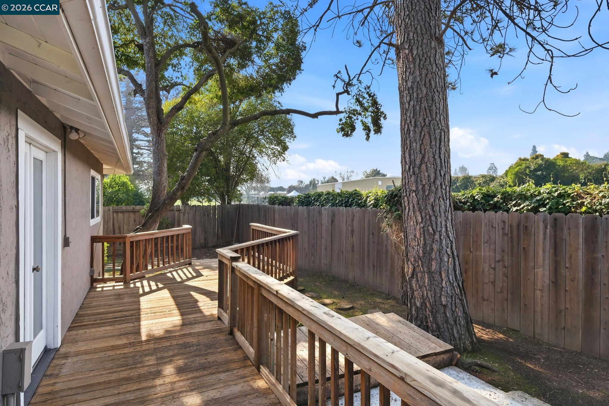 Detail Gallery Image 18 of 23 For 702 Ruth Dr, Pleasant Hill,  CA 94523 - 3 Beds | 2 Baths