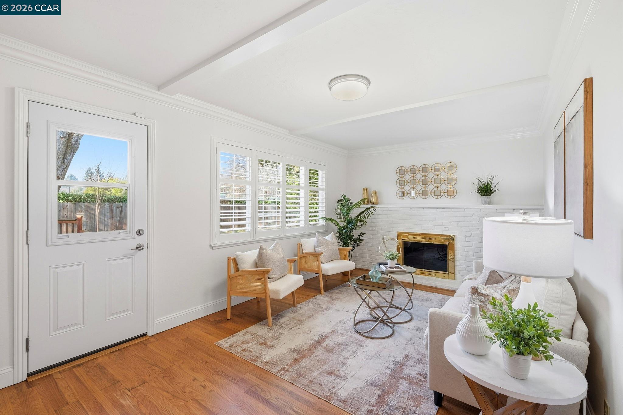 Detail Gallery Image 5 of 23 For 702 Ruth Dr, Pleasant Hill,  CA 94523 - 3 Beds | 2 Baths