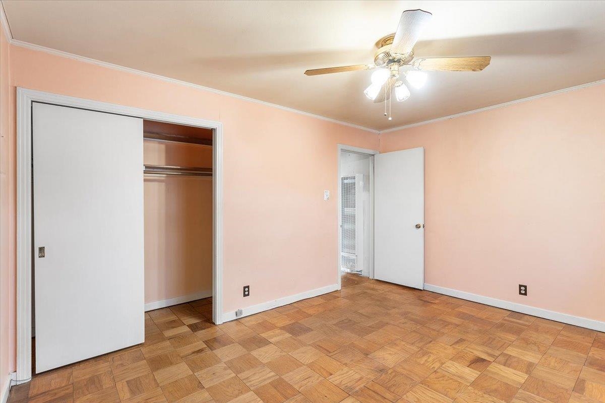 Detail Gallery Image 11 of 23 For 4105 Branson Dr, San Mateo,  CA 94403 - 3 Beds | 1 Baths