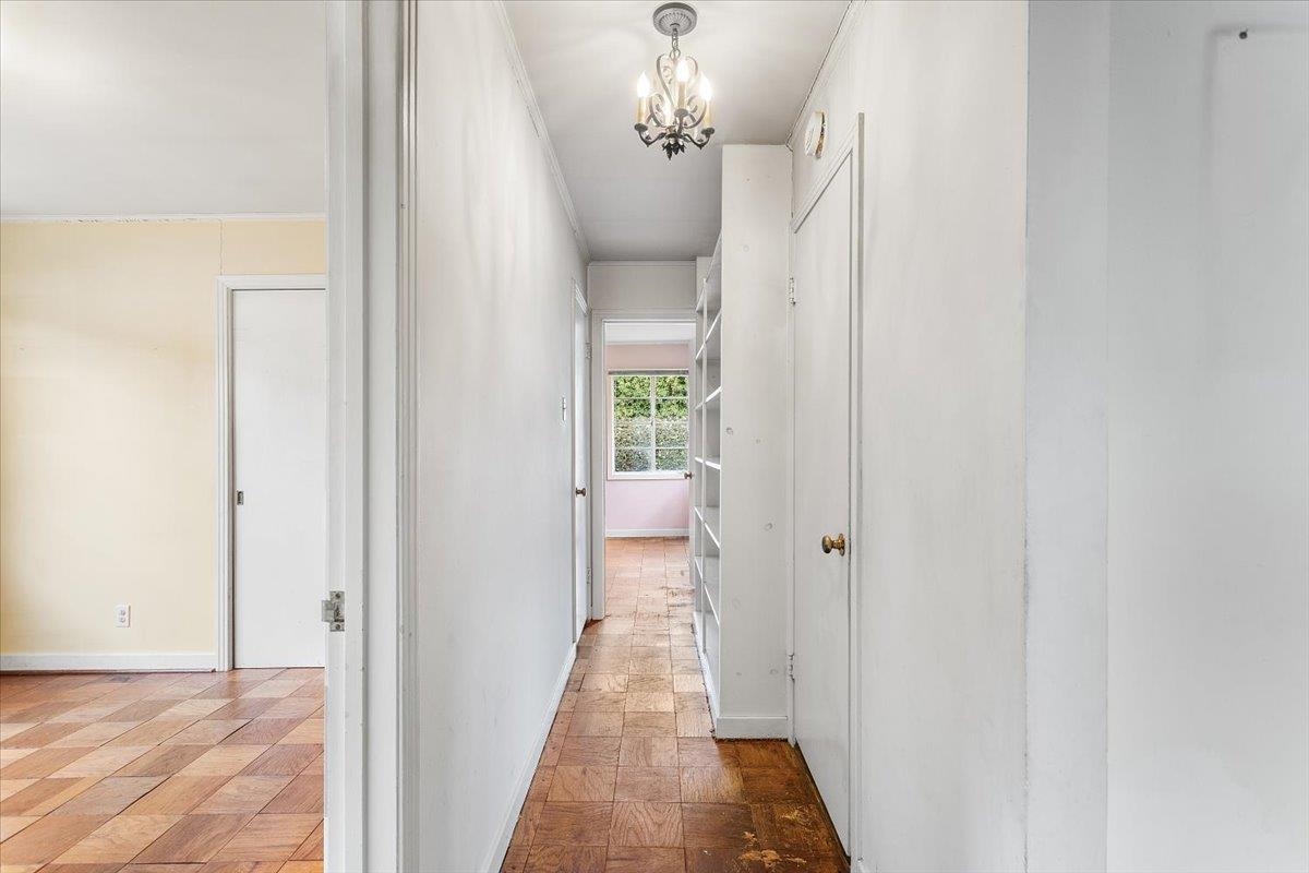 Detail Gallery Image 12 of 23 For 4105 Branson Dr, San Mateo,  CA 94403 - 3 Beds | 1 Baths