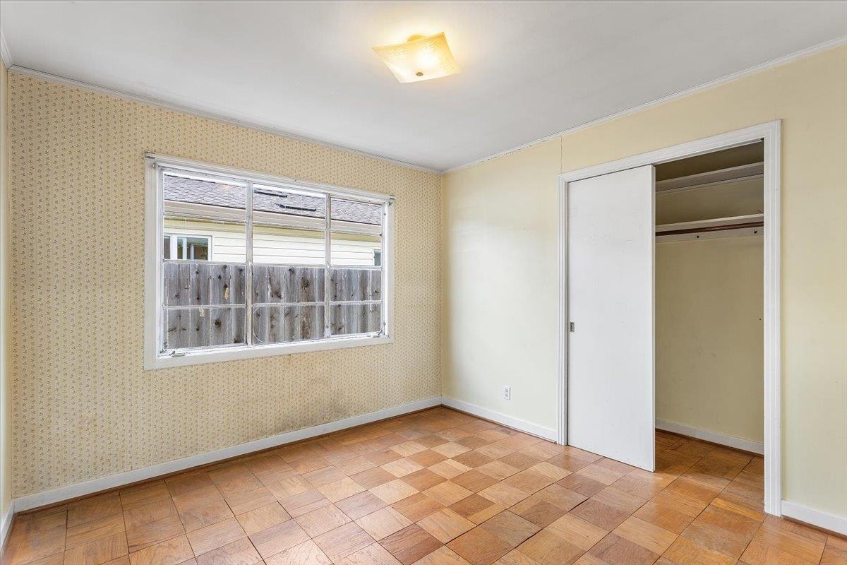 Detail Gallery Image 13 of 23 For 4105 Branson Dr, San Mateo,  CA 94403 - 3 Beds | 1 Baths