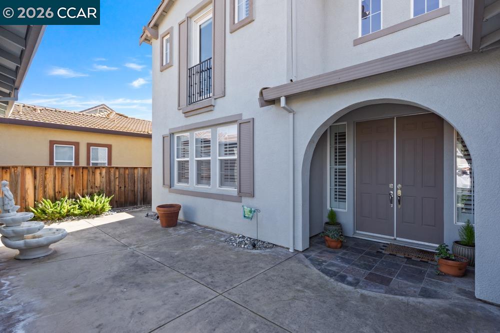 Detail Gallery Image 3 of 60 For 5627 Arcadia Cir, Discovery Bay,  CA 94505 - 5 Beds | 3/1 Baths