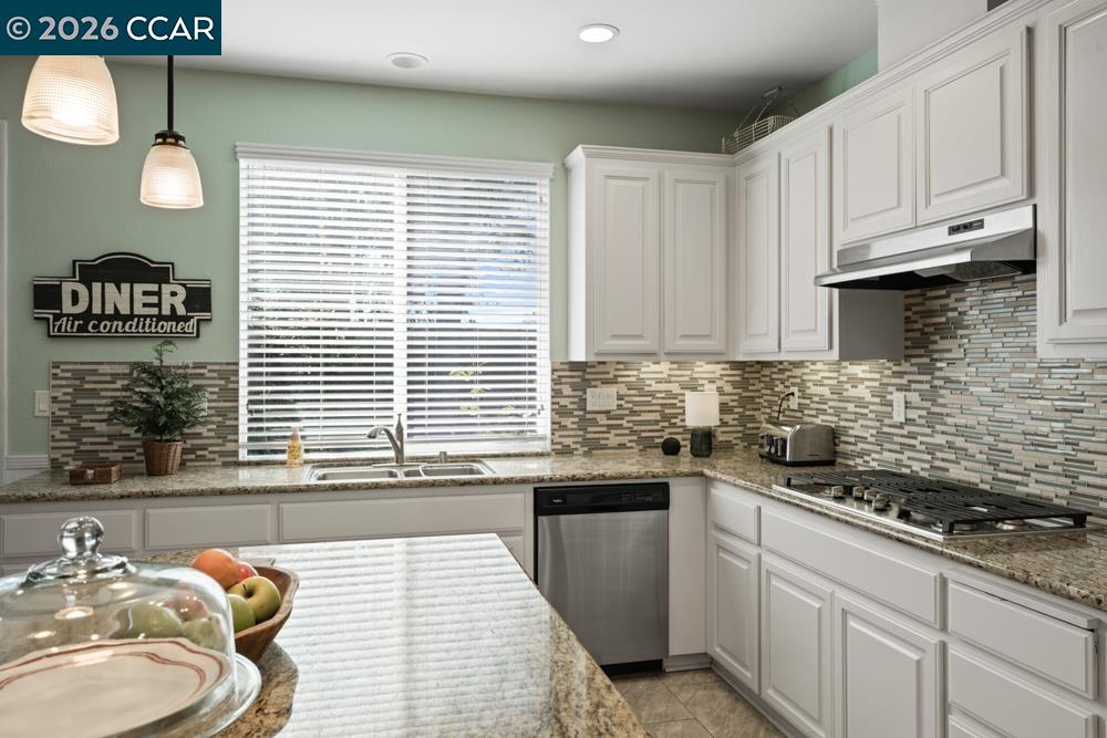 Detail Gallery Image 22 of 60 For 5627 Arcadia Cir, Discovery Bay,  CA 94505 - 5 Beds | 3/1 Baths