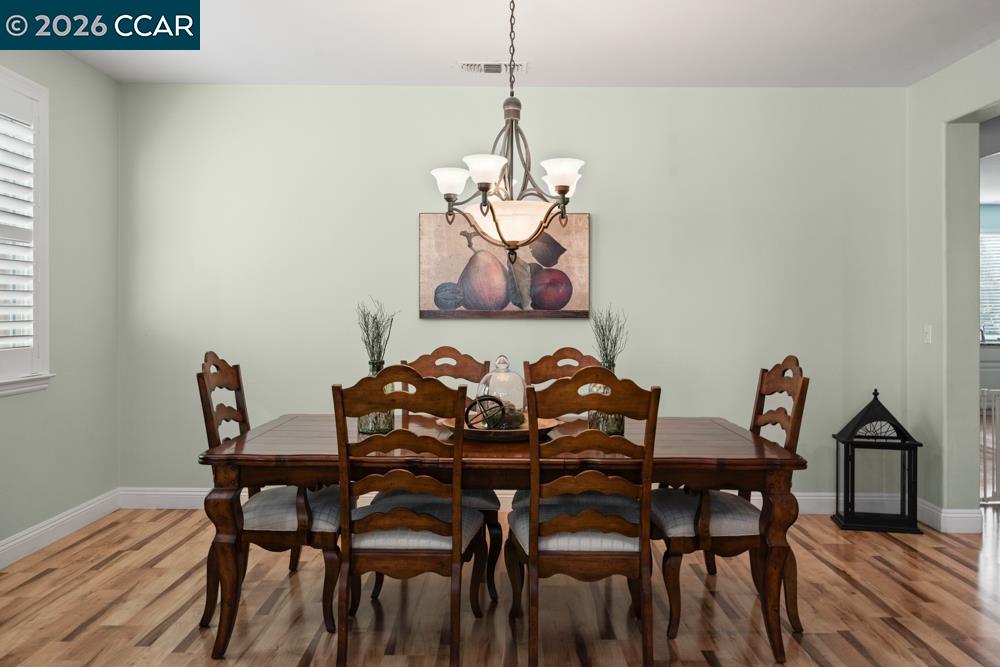 Detail Gallery Image 7 of 52 For 5627 Arcadia Cir, Discovery Bay,  CA 94505 - 5 Beds | 3/1 Baths