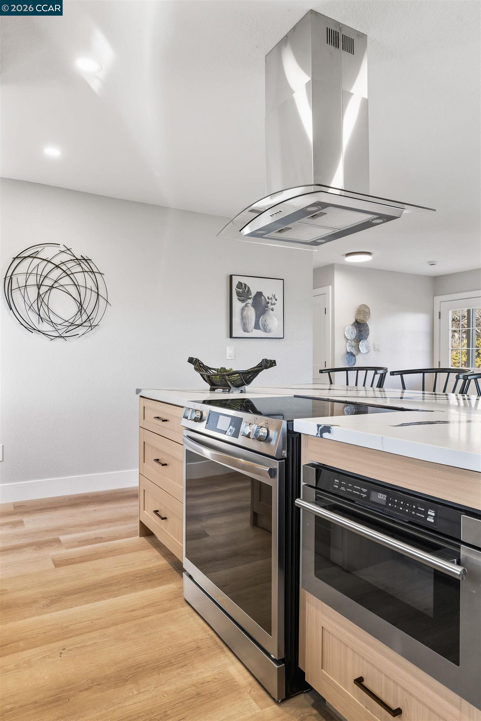 Detail Gallery Image 9 of 19 For 3102 Pine St, Martinez,  CA 94553 - 3 Beds | 2 Baths