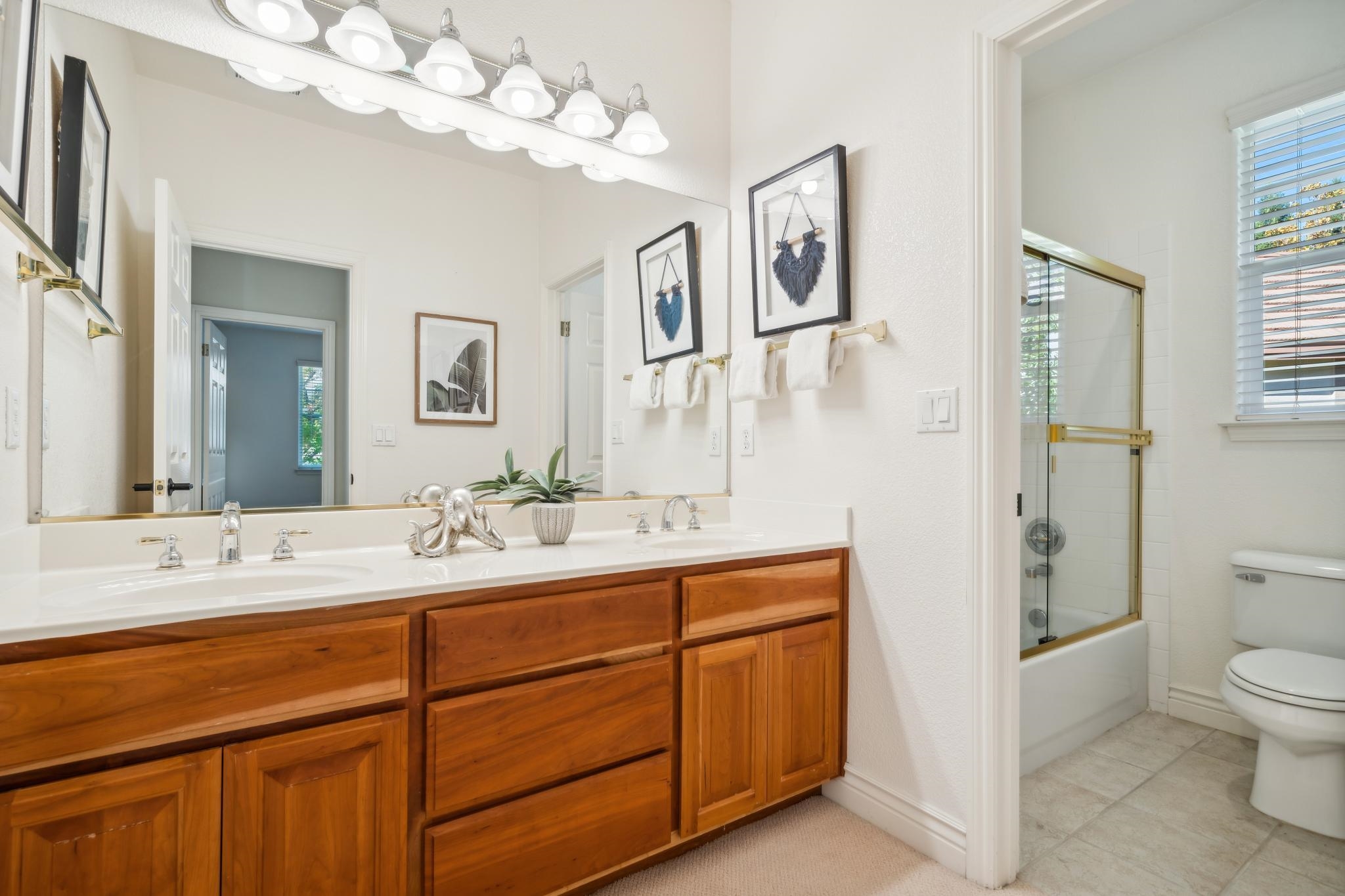 Detail Gallery Image 39 of 54 For 212 Abigail Cir, Danville,  CA 94506 - 3 Beds | 2/1 Baths