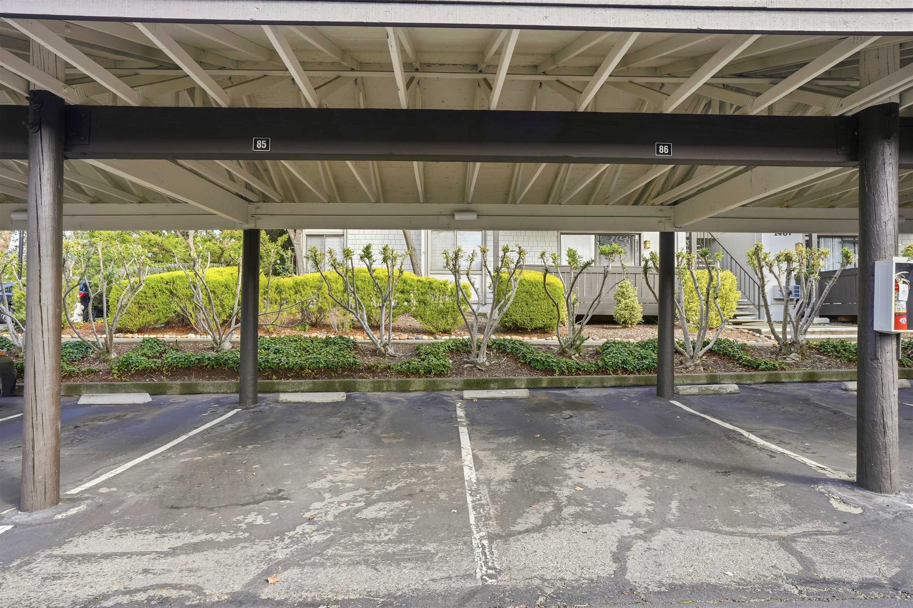 Photo #33: 41122418 Listing: Photo #33