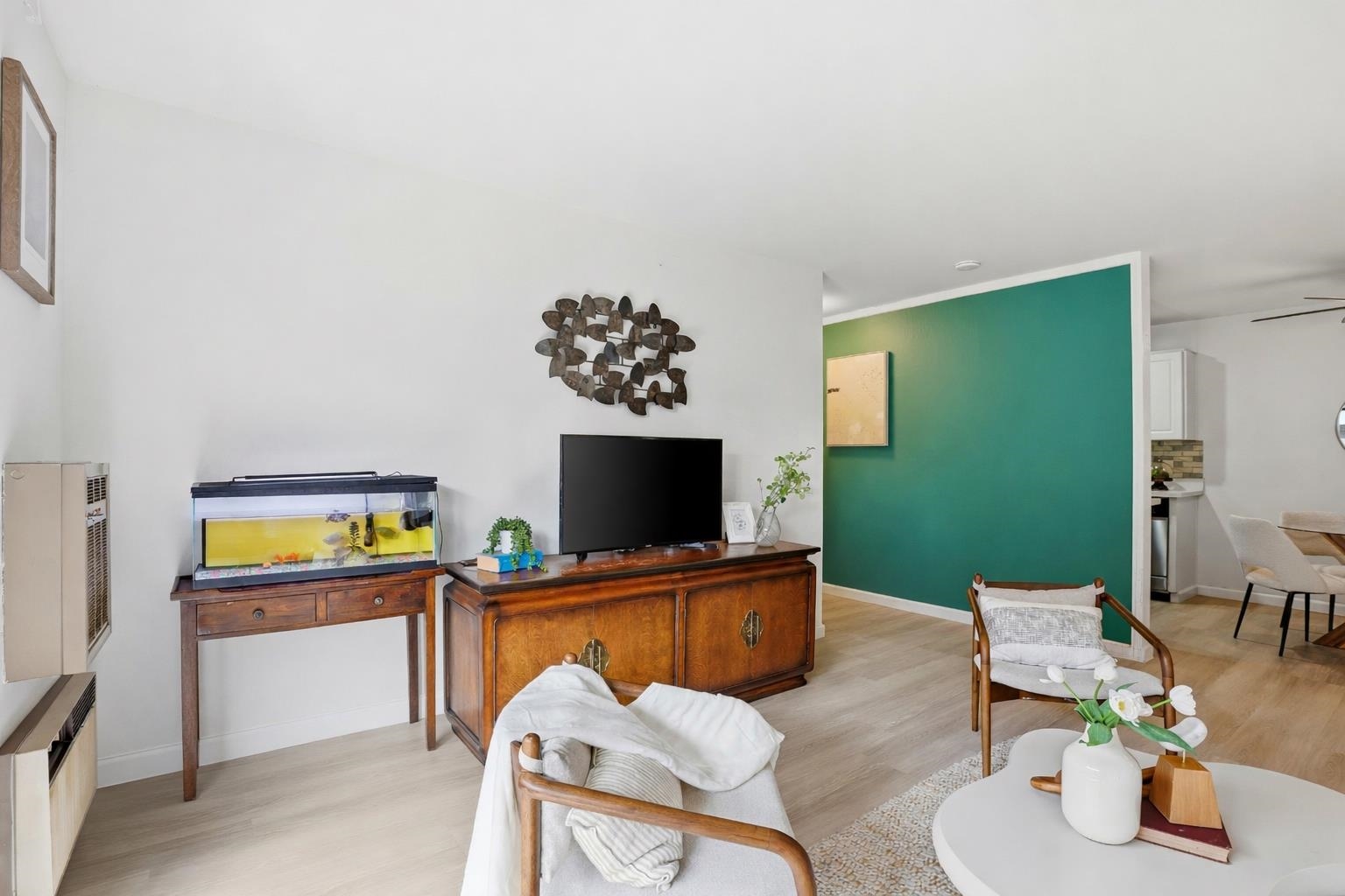 Photo #6: 41122418 Listing: Photo #6