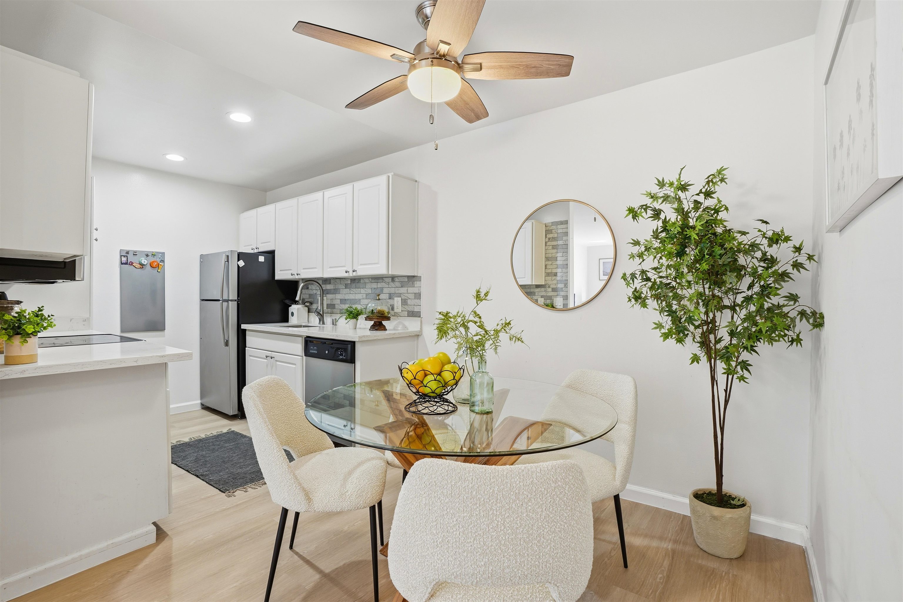 Photo #8: 41122418 Listing: Photo #8