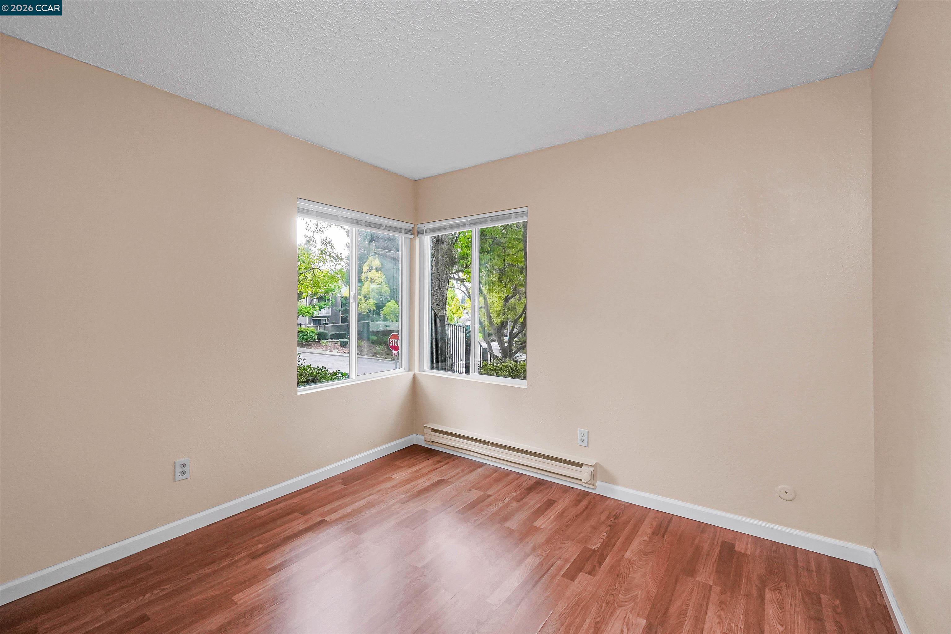 Detail Gallery Image 14 of 41 For 1333 N Camino Alto #149,  Vallejo,  CA 94589 - 3 Beds | 2 Baths