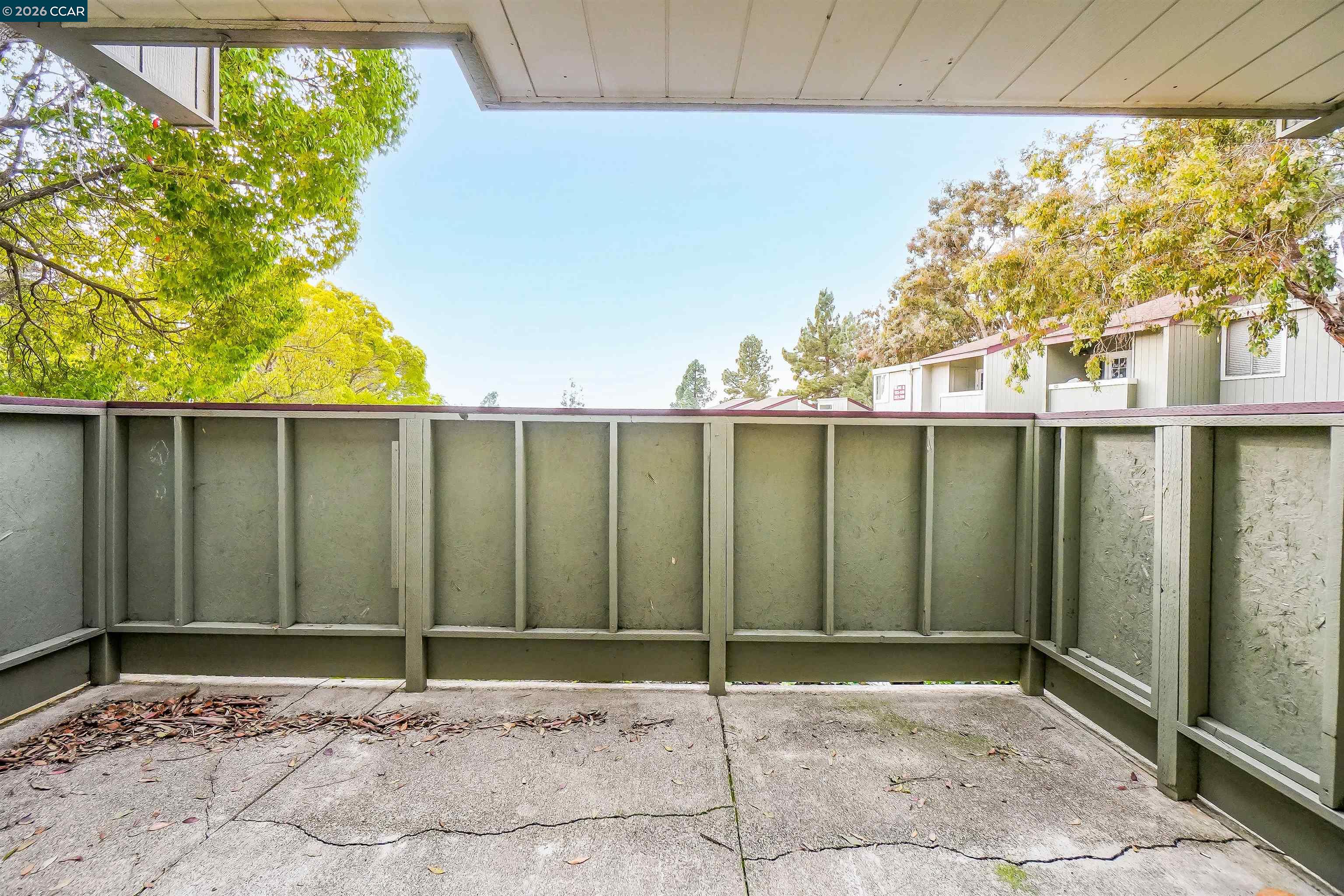 Detail Gallery Image 25 of 41 For 1333 N Camino Alto #149,  Vallejo,  CA 94589 - 3 Beds | 2 Baths