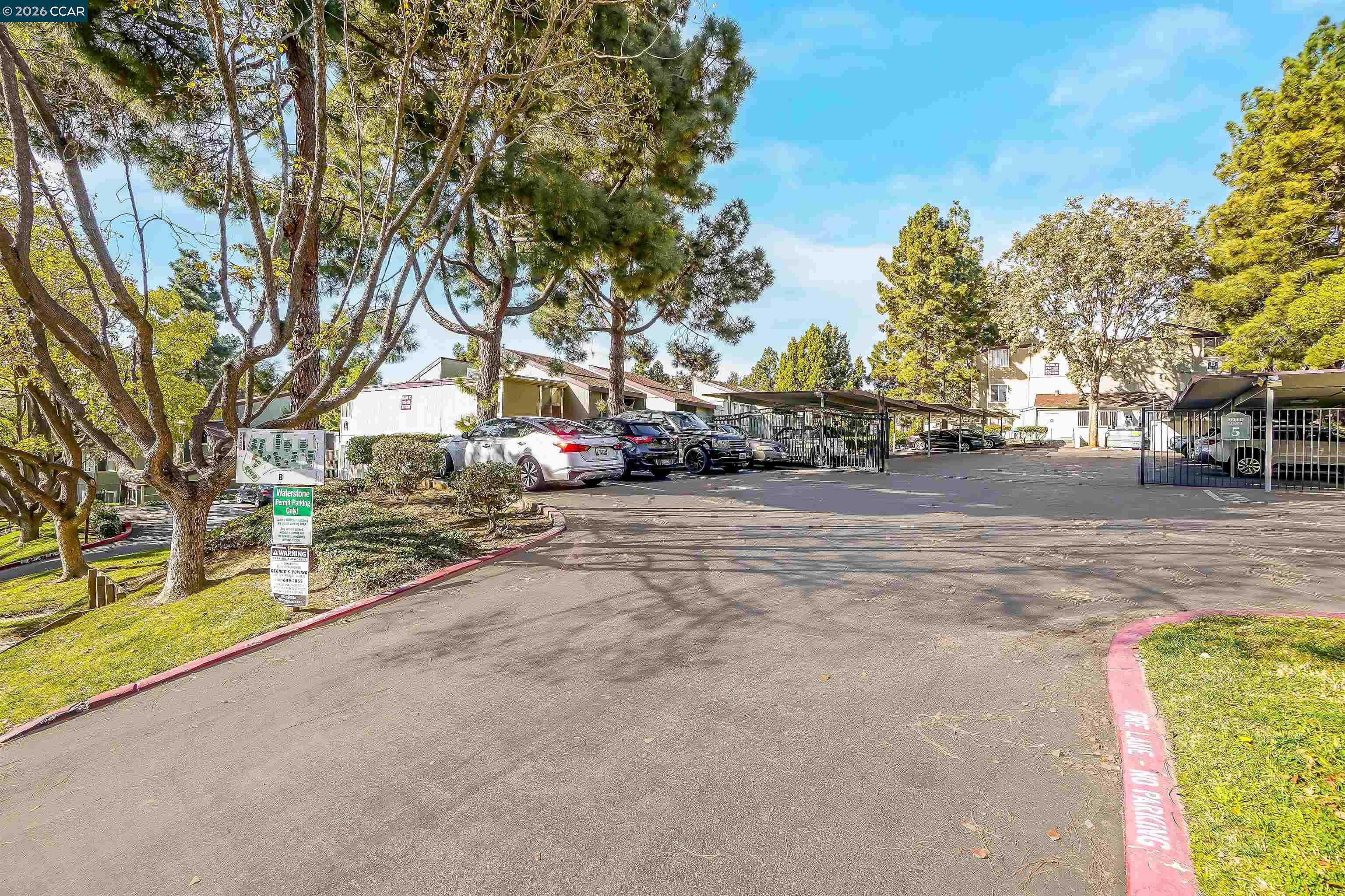 Detail Gallery Image 30 of 41 For 1333 N Camino Alto #149,  Vallejo,  CA 94589 - 3 Beds | 2 Baths