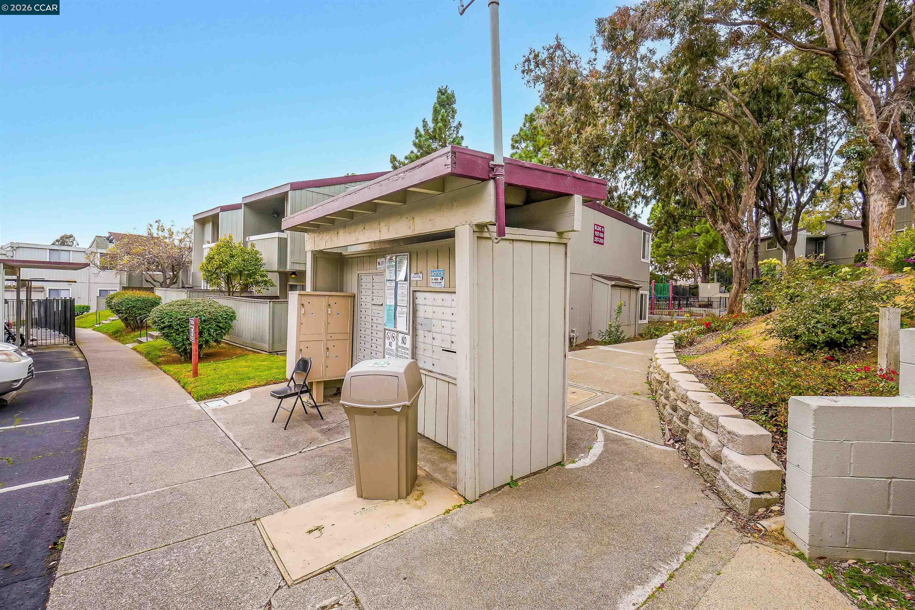 Detail Gallery Image 35 of 41 For 1333 N Camino Alto #149,  Vallejo,  CA 94589 - 3 Beds | 2 Baths