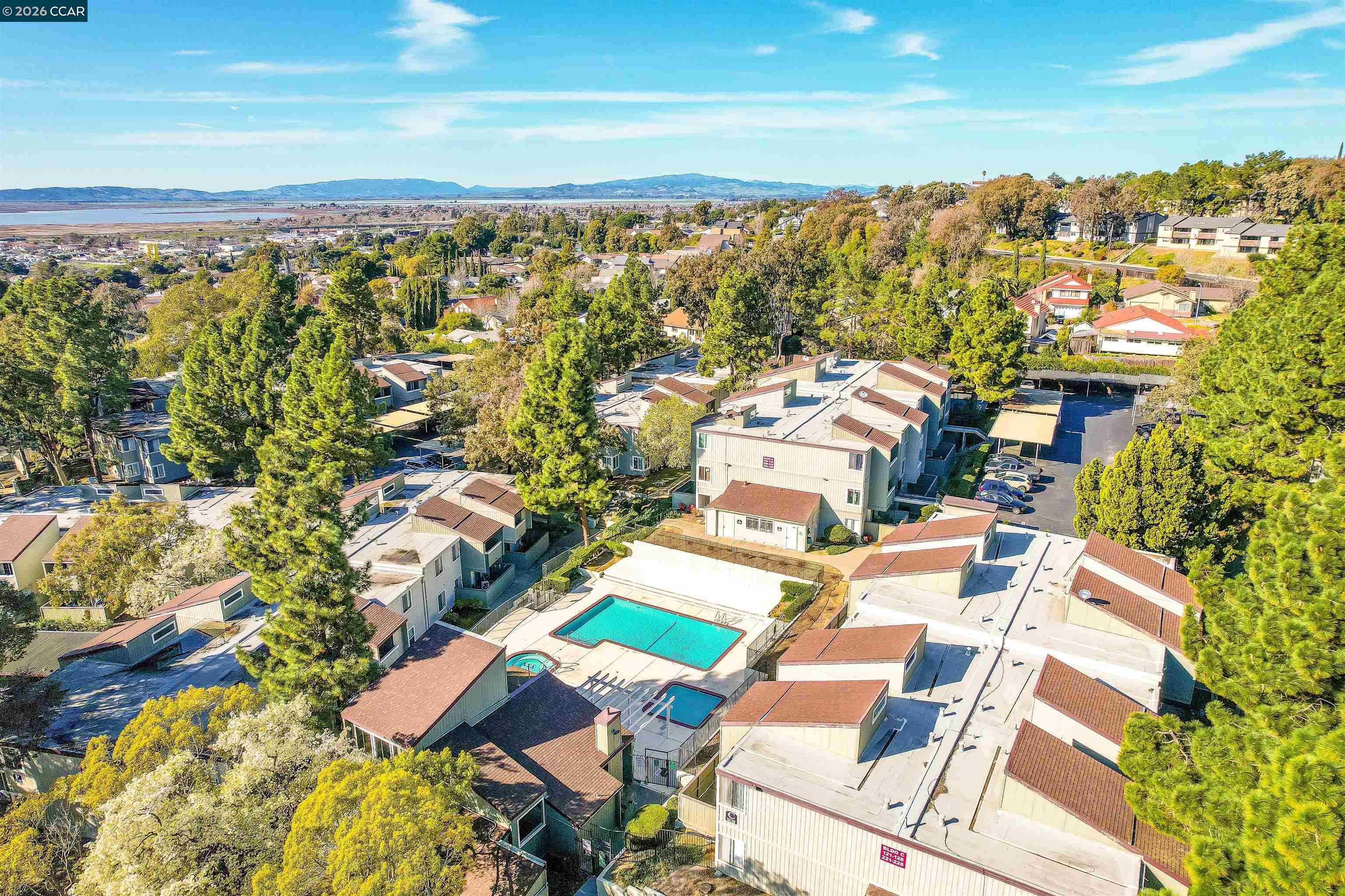 Detail Gallery Image 37 of 41 For 1333 N Camino Alto #149,  Vallejo,  CA 94589 - 3 Beds | 2 Baths