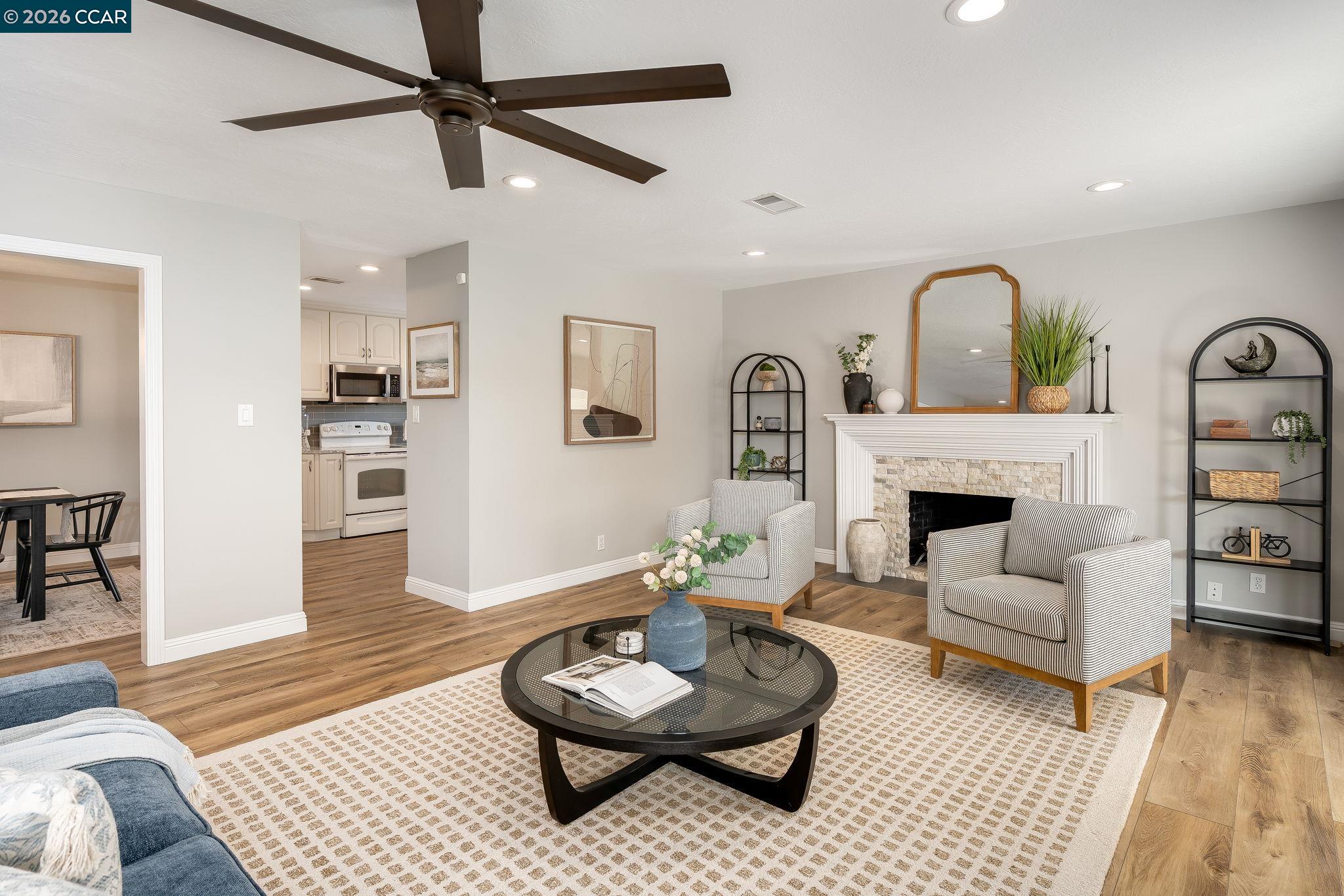 Detail Gallery Image 7 of 41 For 3916 Saint Michael Ct, Concord,  CA 94519 - 3 Beds | 2 Baths