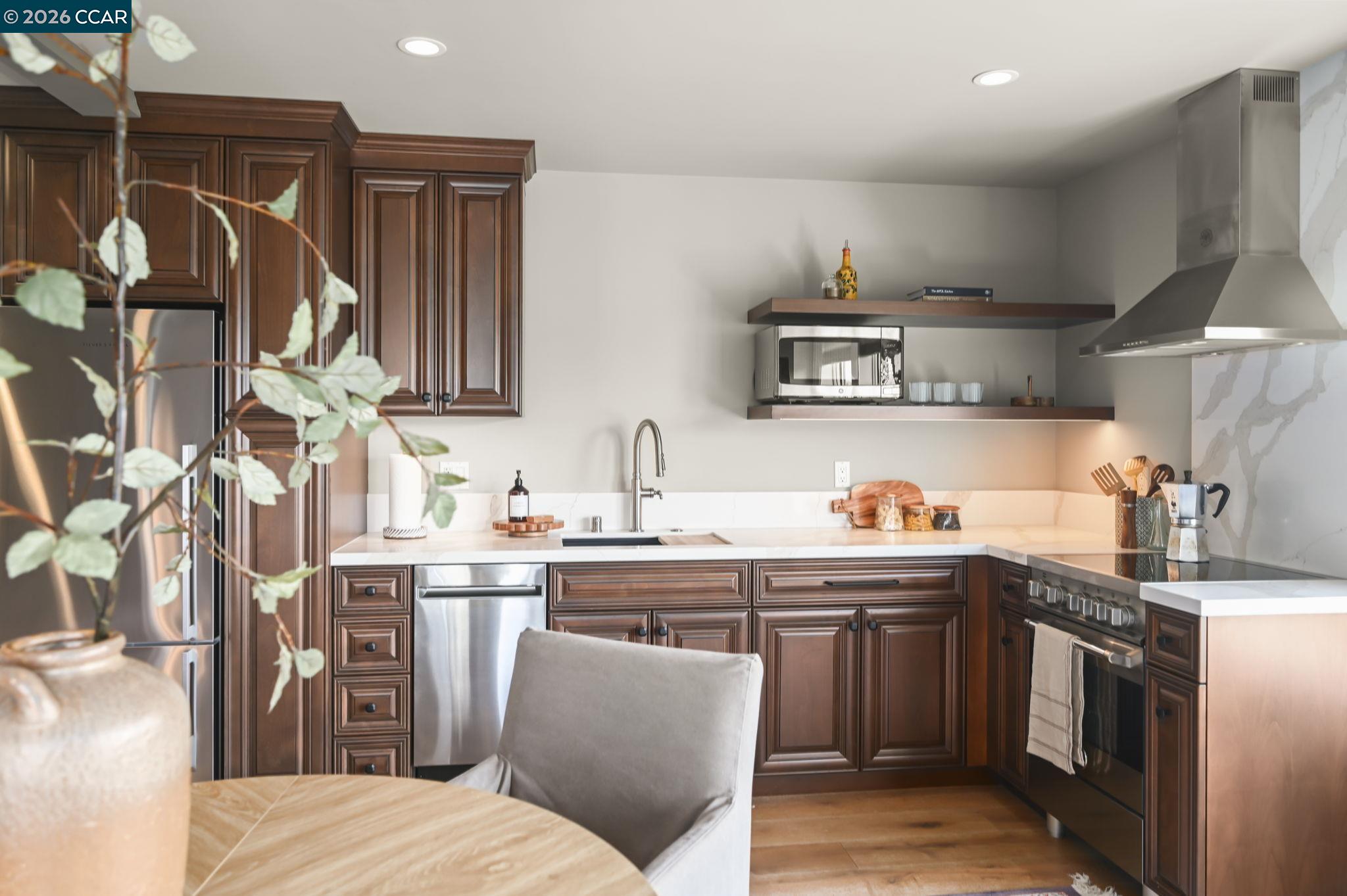 Detail Gallery Image 33 of 55 For 226a Nob Hill Drive, Walnut Creek,  CA 94596 - 5 Beds | 4 Baths