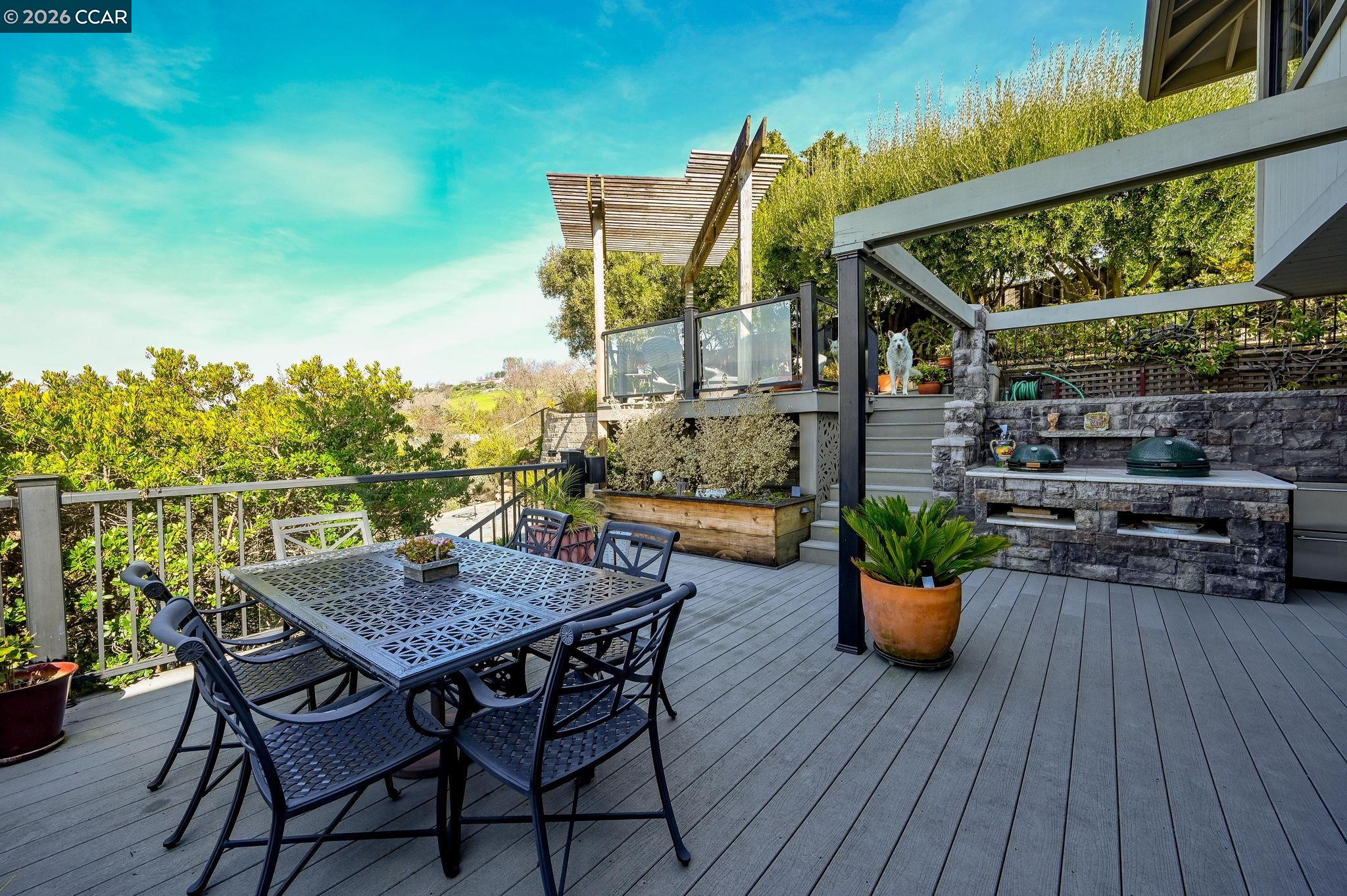 Detail Gallery Image 41 of 55 For 226a Nob Hill Drive, Walnut Creek,  CA 94596 - 5 Beds | 4 Baths