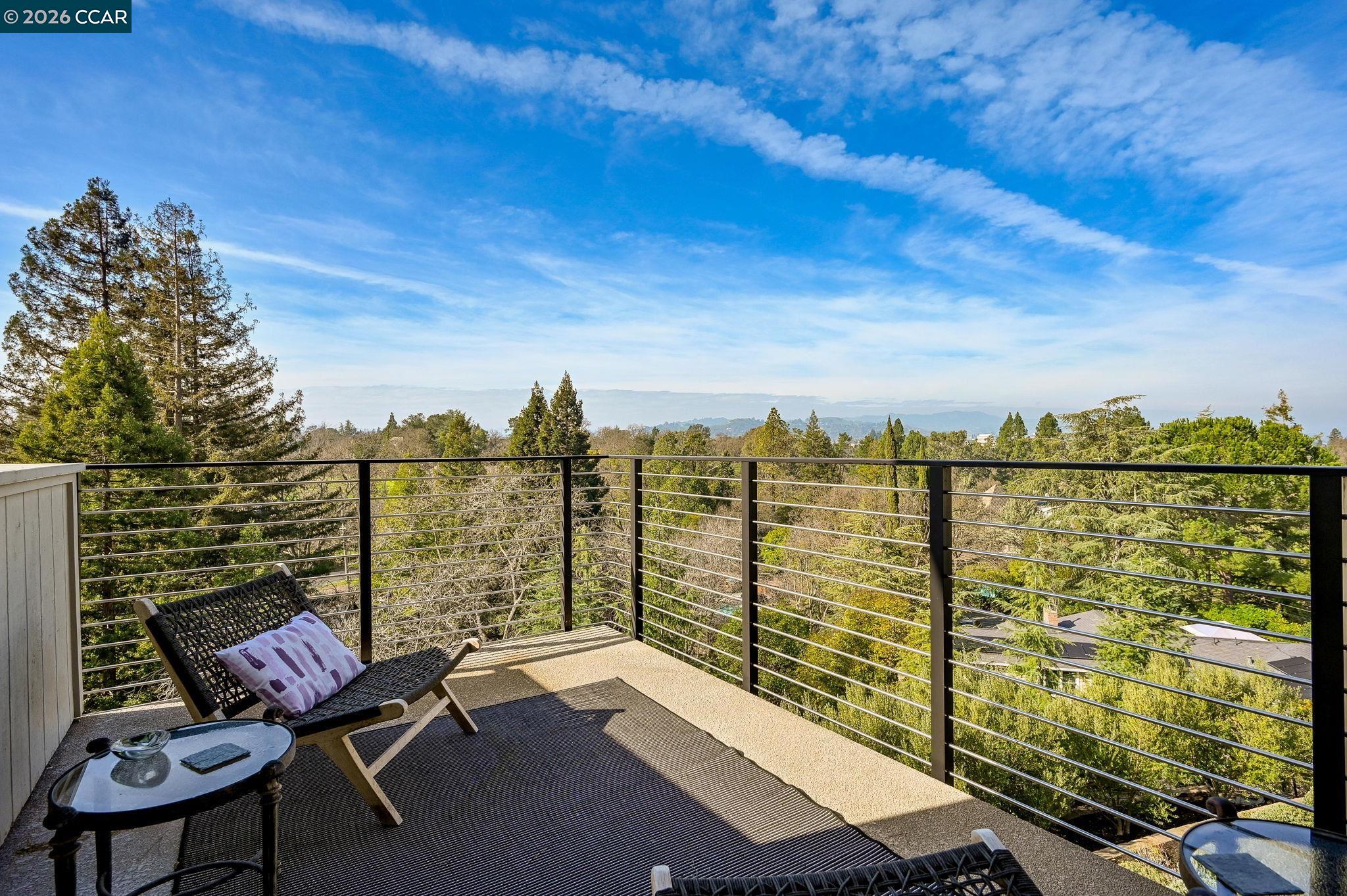 Detail Gallery Image 48 of 55 For 226a Nob Hill Drive, Walnut Creek,  CA 94596 - 5 Beds | 4 Baths