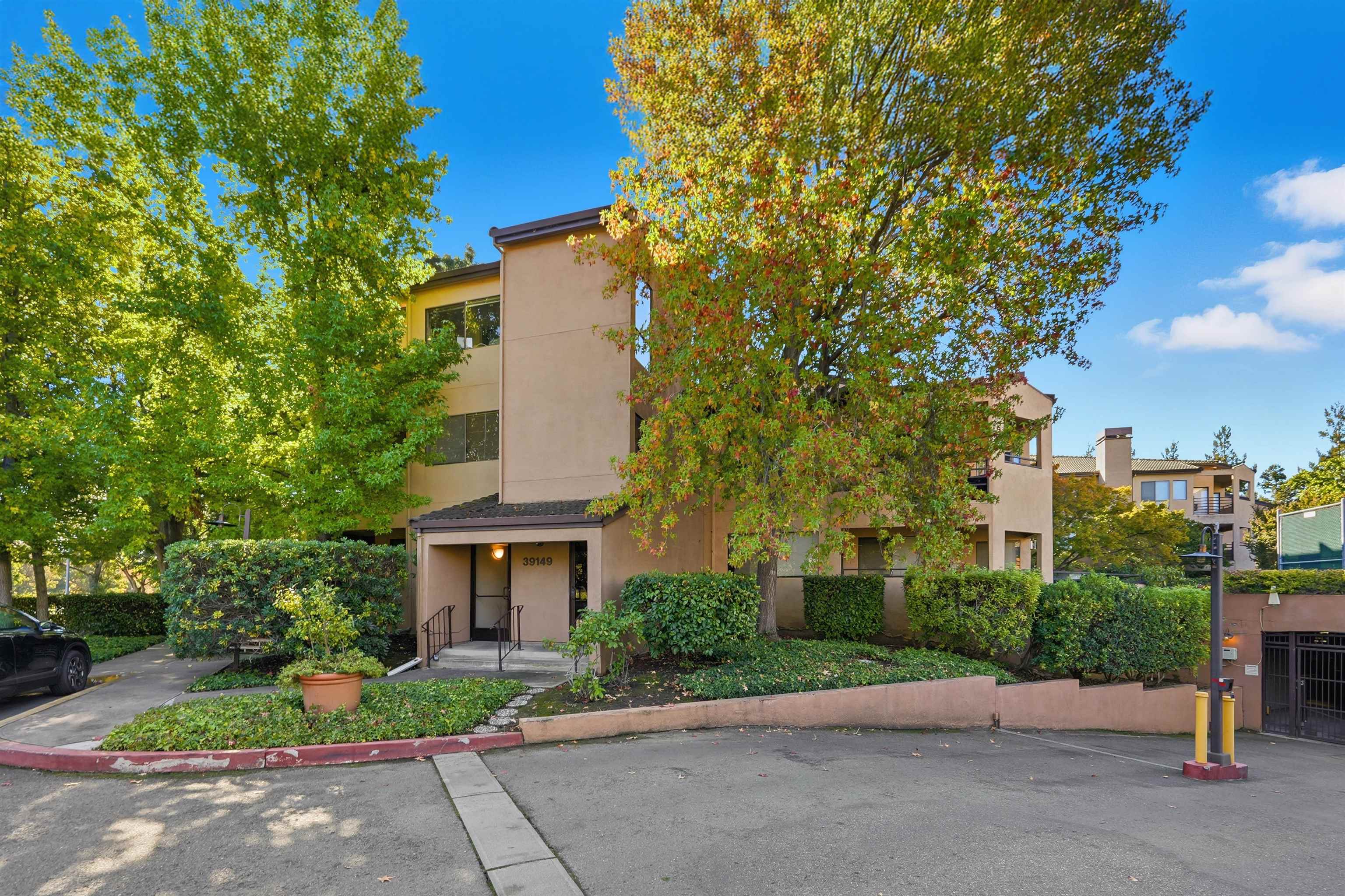 Photo #2: 41122424 Listing: Photo #2