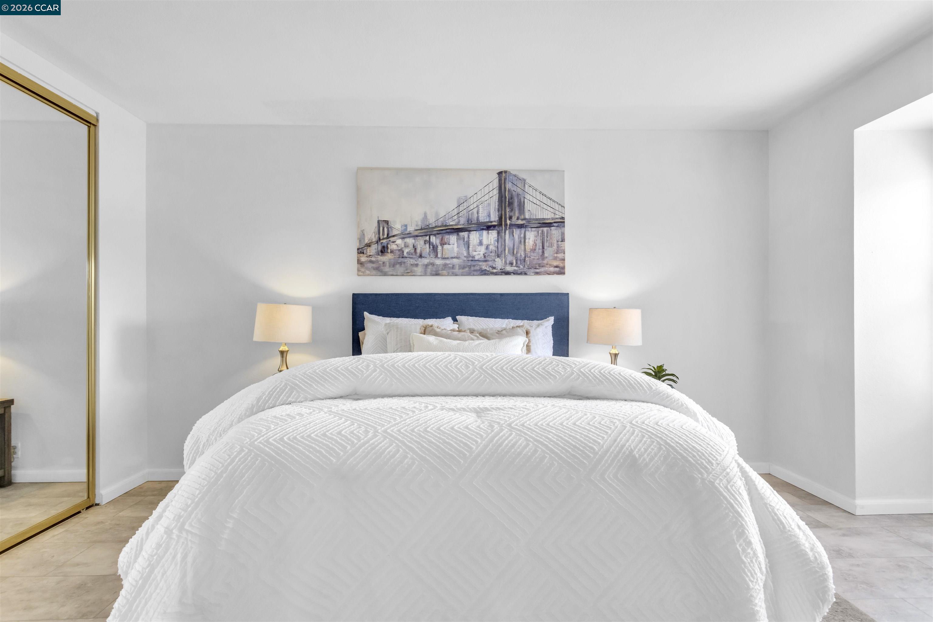 Detail Gallery Image 17 of 30 For 952 Mission Rd, South San Francisco,  CA 94080 - 2 Beds | 1 Baths