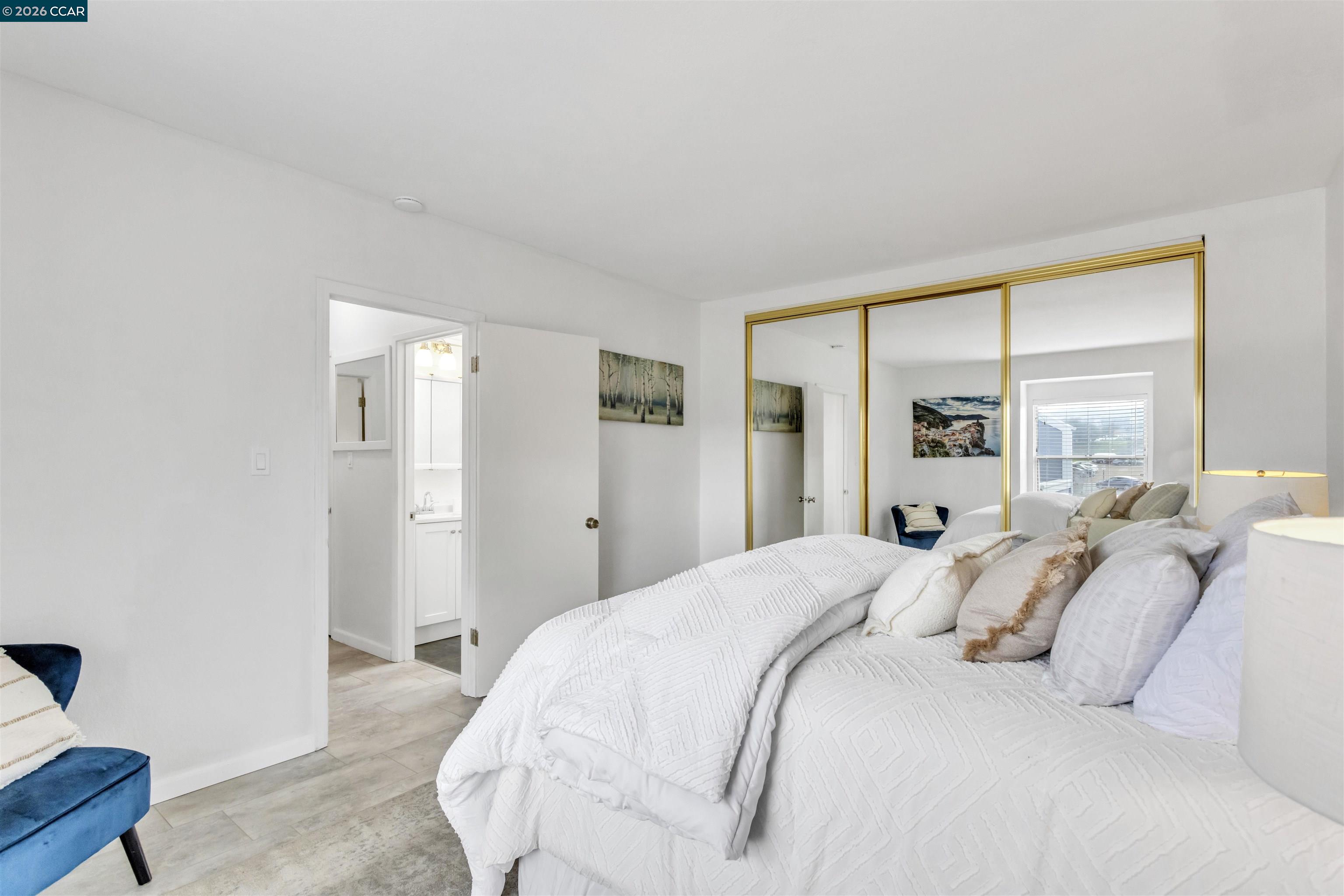 Detail Gallery Image 20 of 30 For 952 Mission Rd, South San Francisco,  CA 94080 - 2 Beds | 1 Baths