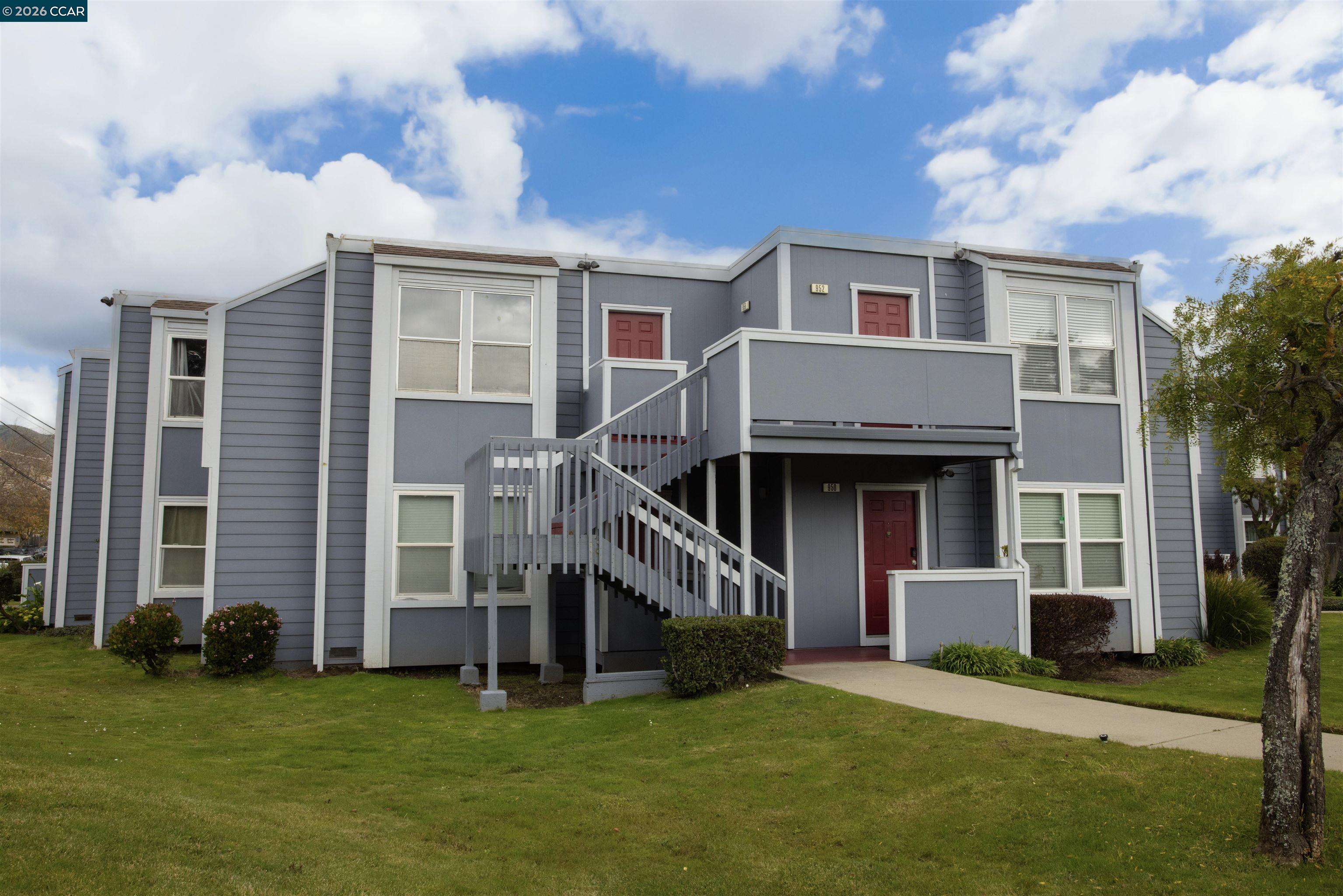 Detail Gallery Image 24 of 30 For 952 Mission Rd, South San Francisco,  CA 94080 - 2 Beds | 1 Baths