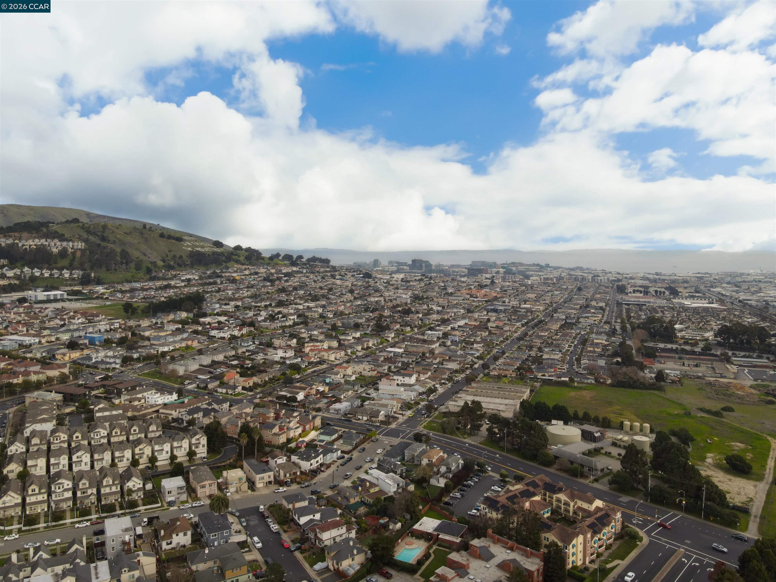 Detail Gallery Image 30 of 30 For 952 Mission Rd, South San Francisco,  CA 94080 - 2 Beds | 1 Baths
