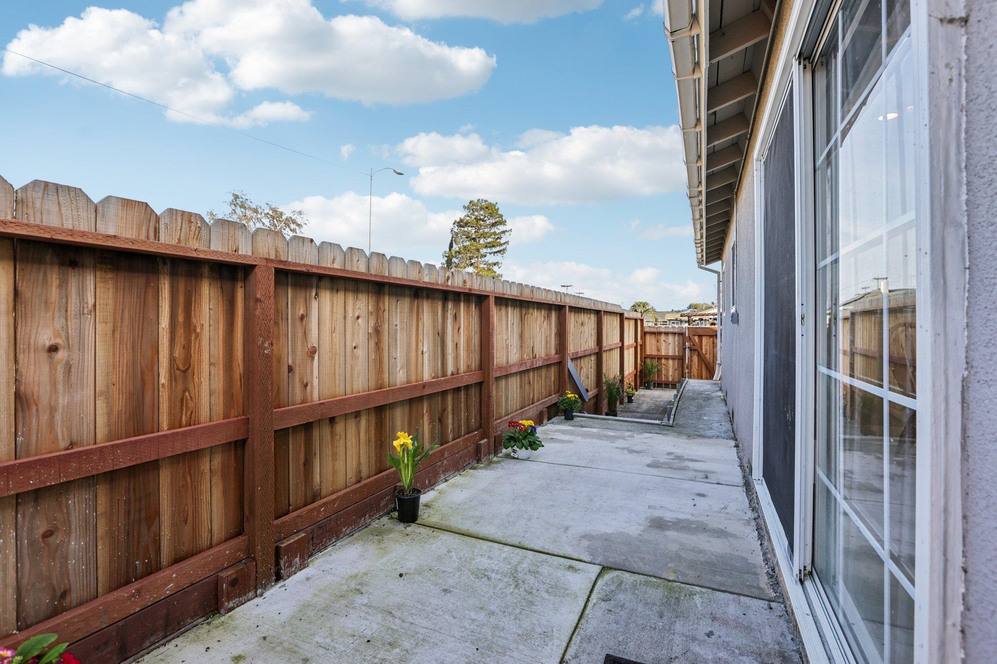 Detail Gallery Image 31 of 46 For 7865 Tamarack Dr, Dublin,  CA 94568 - 3 Beds | 2 Baths