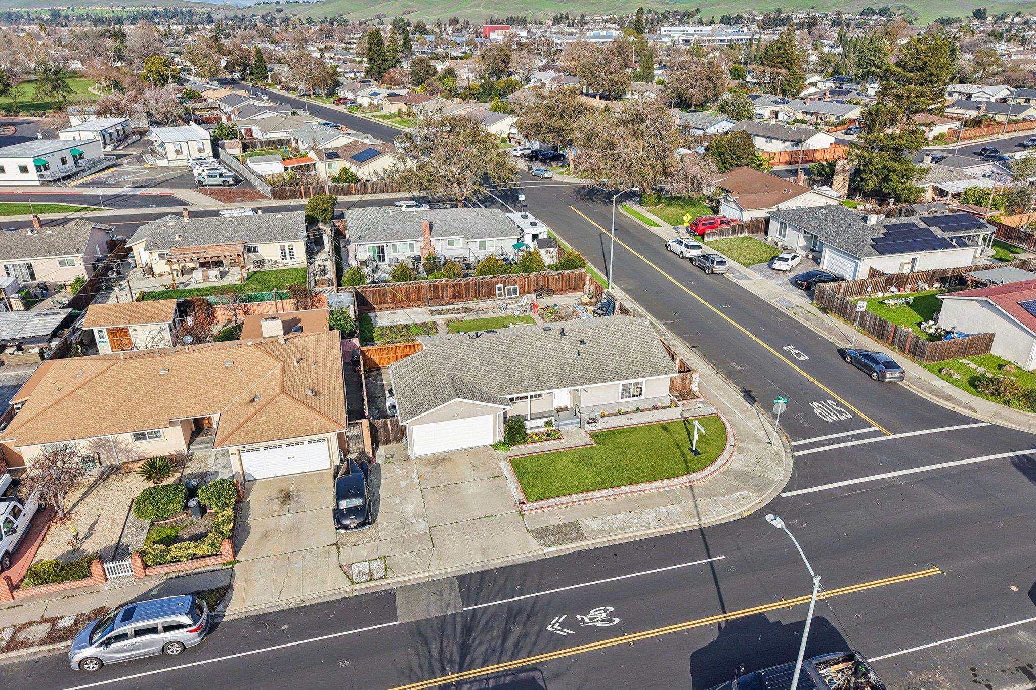 Detail Gallery Image 36 of 46 For 7865 Tamarack Dr, Dublin,  CA 94568 - 3 Beds | 2 Baths