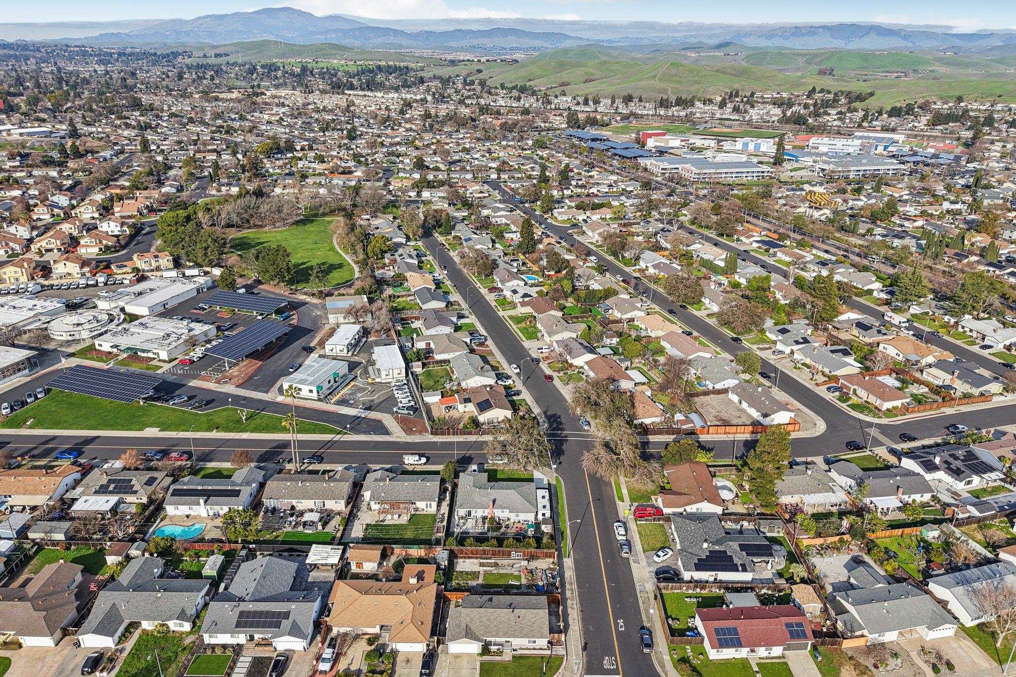 Detail Gallery Image 38 of 46 For 7865 Tamarack Dr, Dublin,  CA 94568 - 3 Beds | 2 Baths