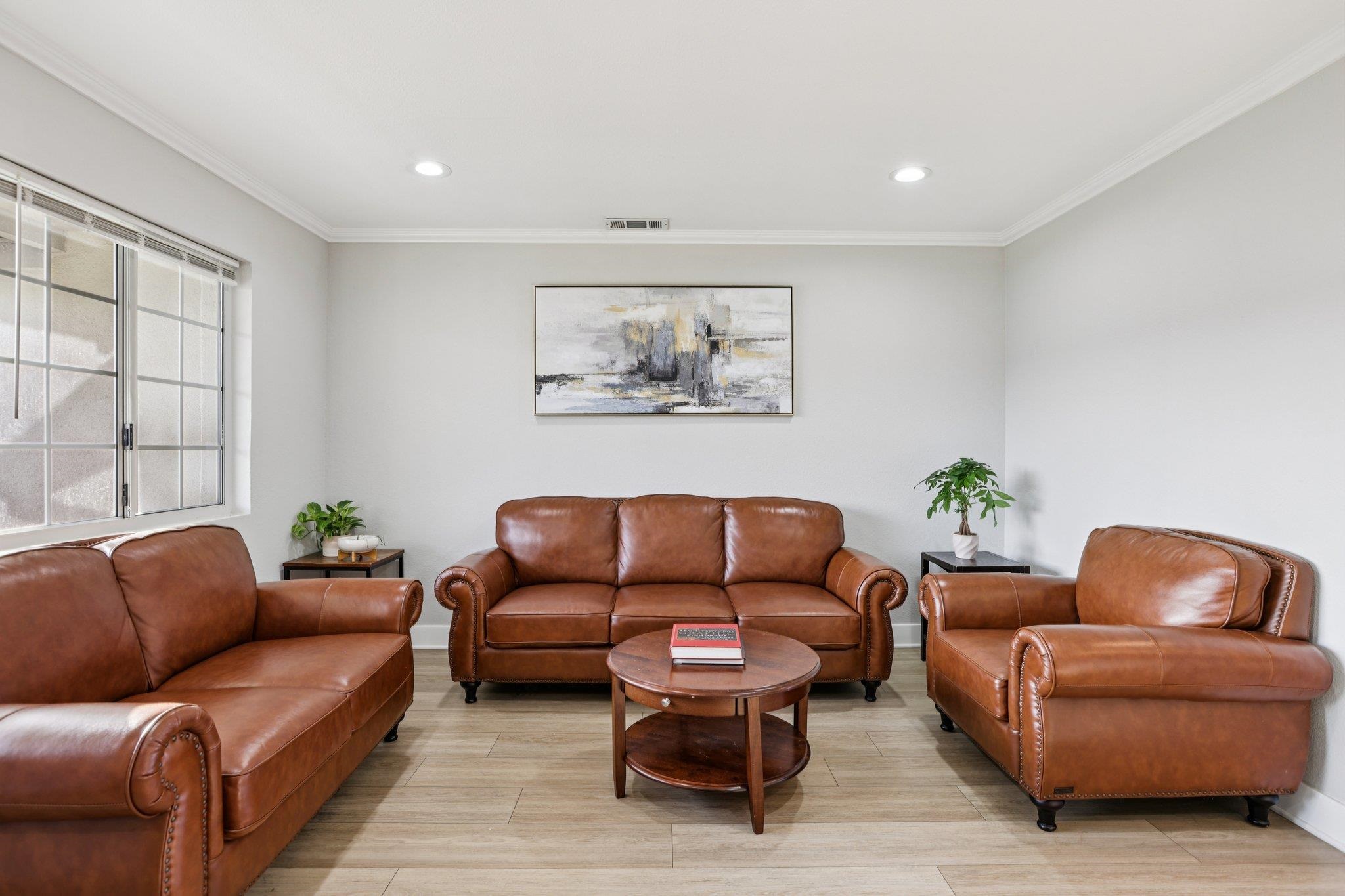 Detail Gallery Image 7 of 46 For 7865 Tamarack Dr, Dublin,  CA 94568 - 3 Beds | 2 Baths