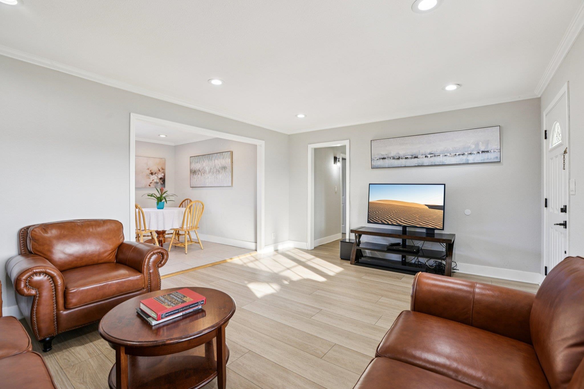 Detail Gallery Image 10 of 46 For 7865 Tamarack Dr, Dublin,  CA 94568 - 3 Beds | 2 Baths