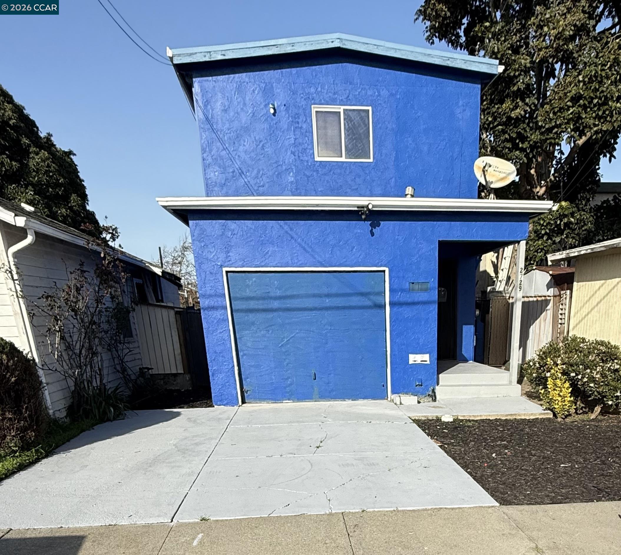 Detail Gallery Image 2 of 19 For 2729 18th Street, San Pablo,  CA 94806 - 4 Beds | 2 Baths