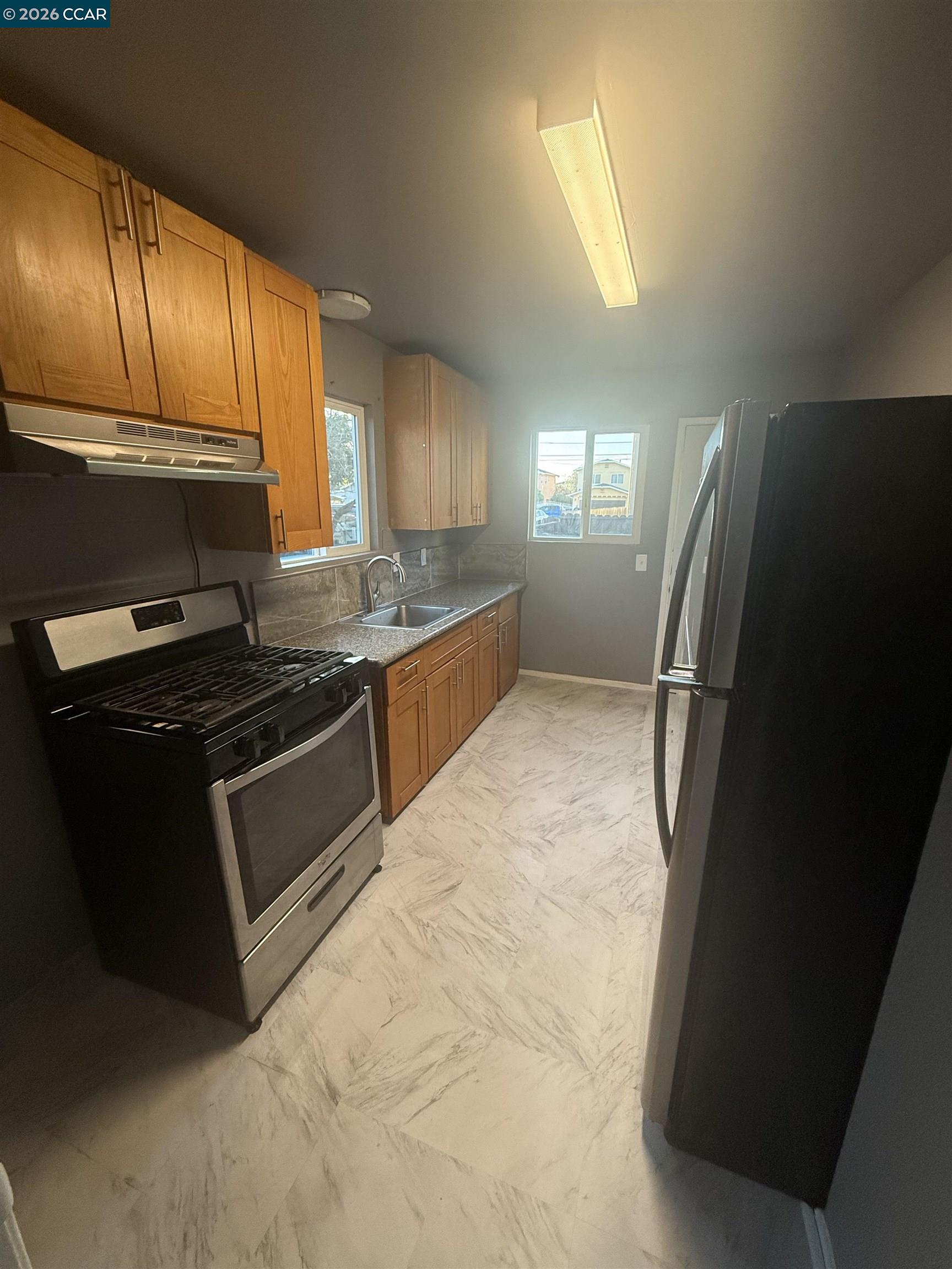 Detail Gallery Image 10 of 19 For 2729 18th Street, San Pablo,  CA 94806 - 4 Beds | 2 Baths